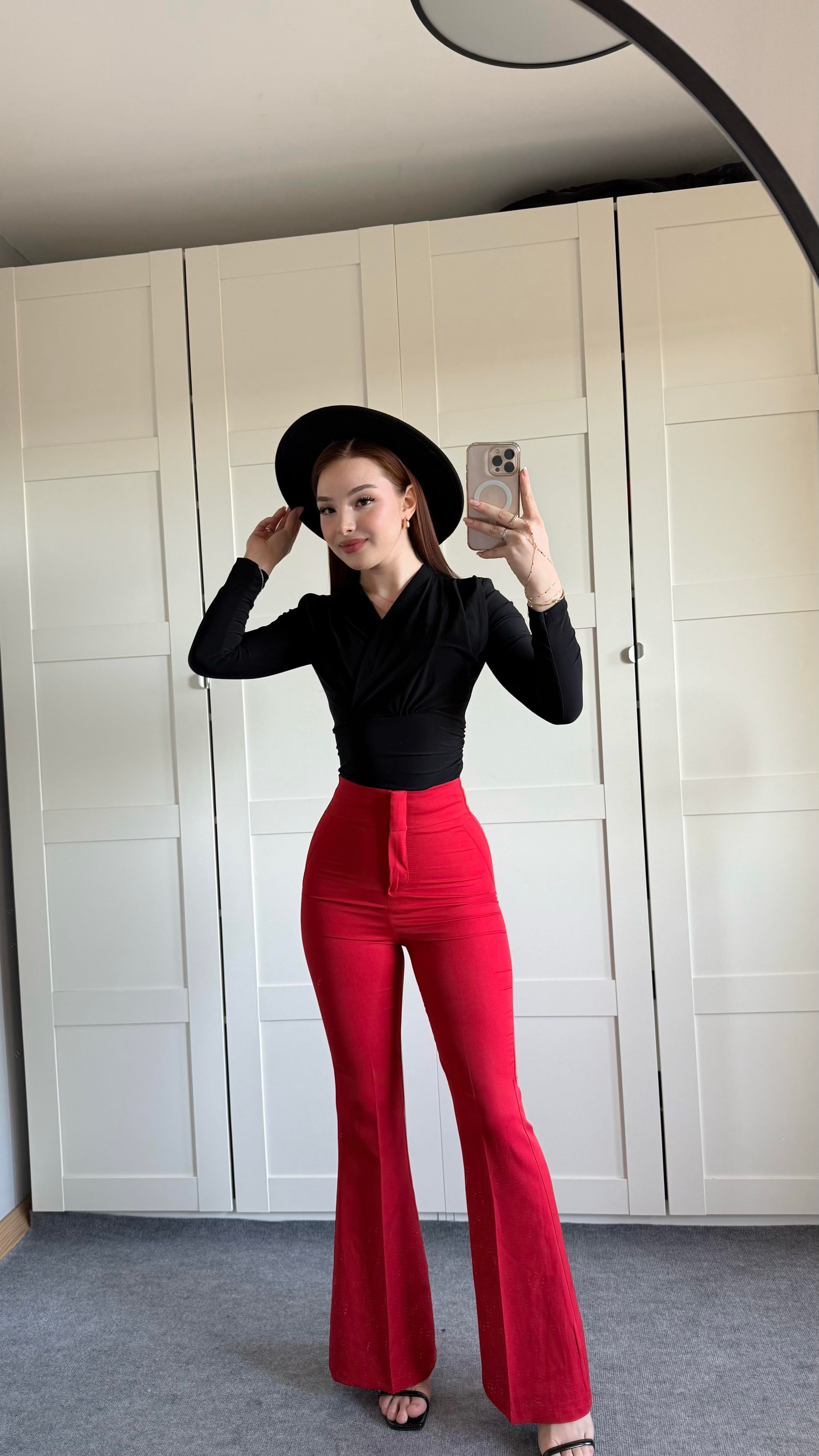 Kruvaze Bel Drapeli Bluz Siyah