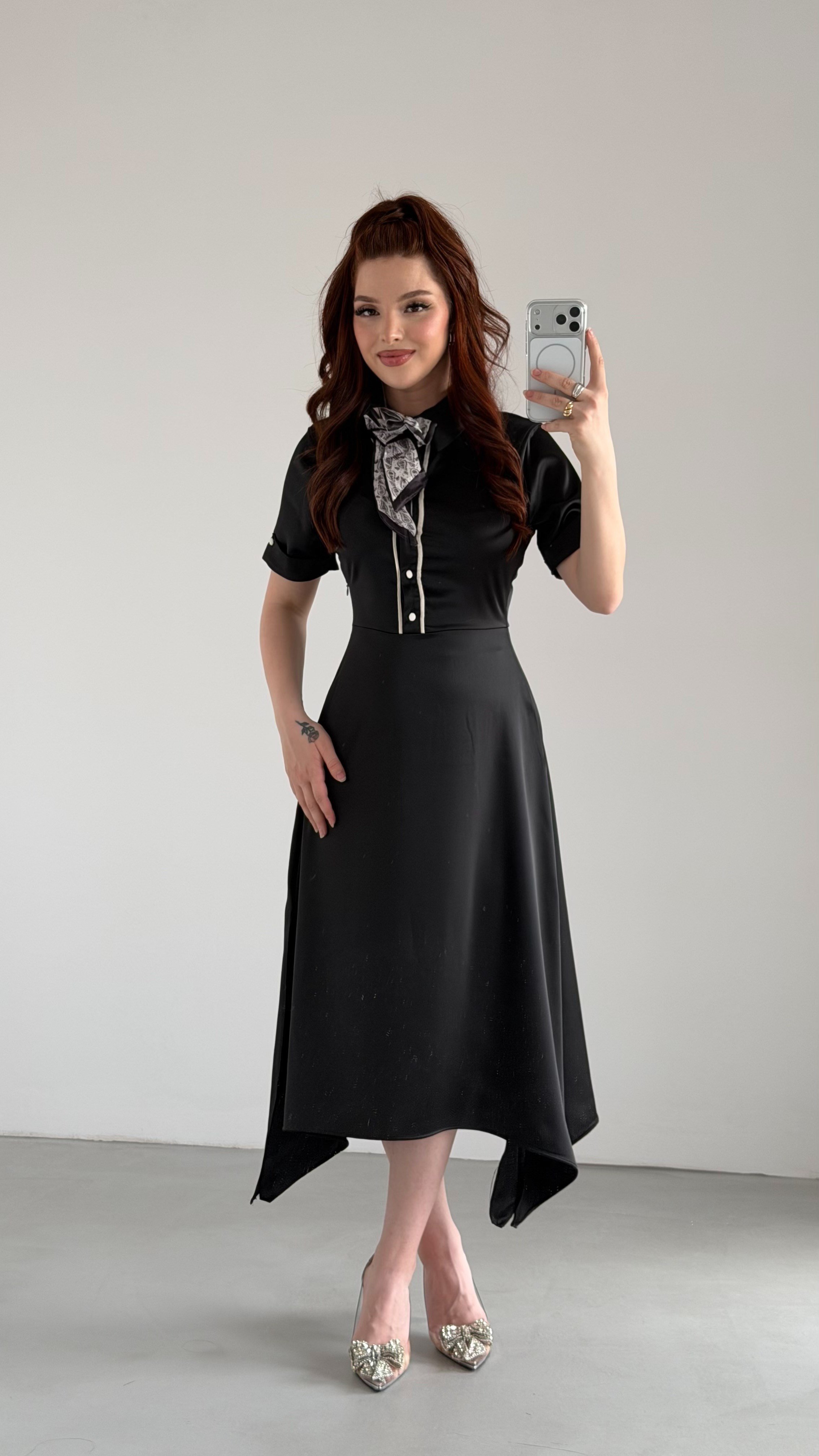 Lady Saten Fularlı Elbise Siyah