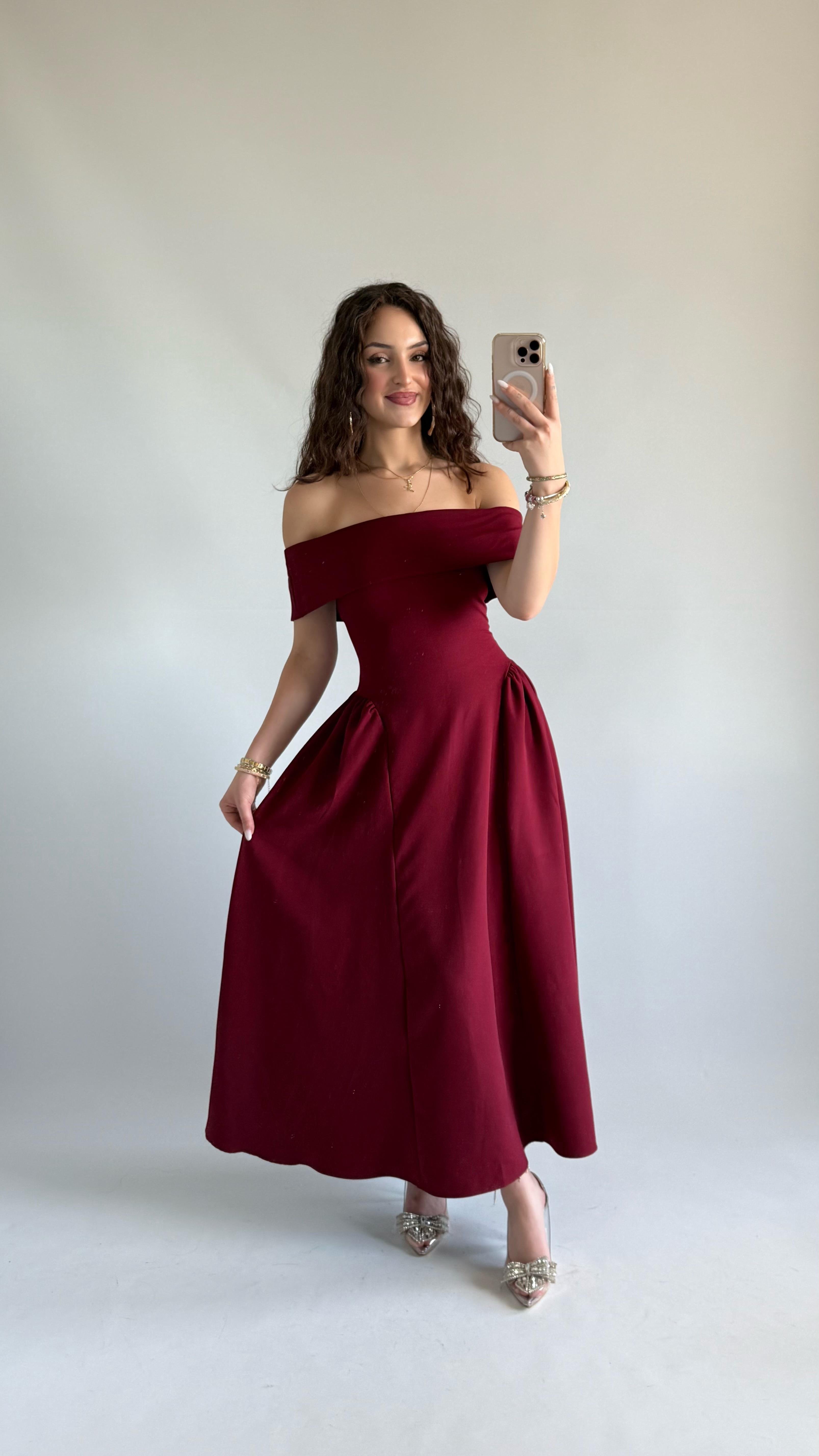 Latte Madonna Yaka Bordo Elbise