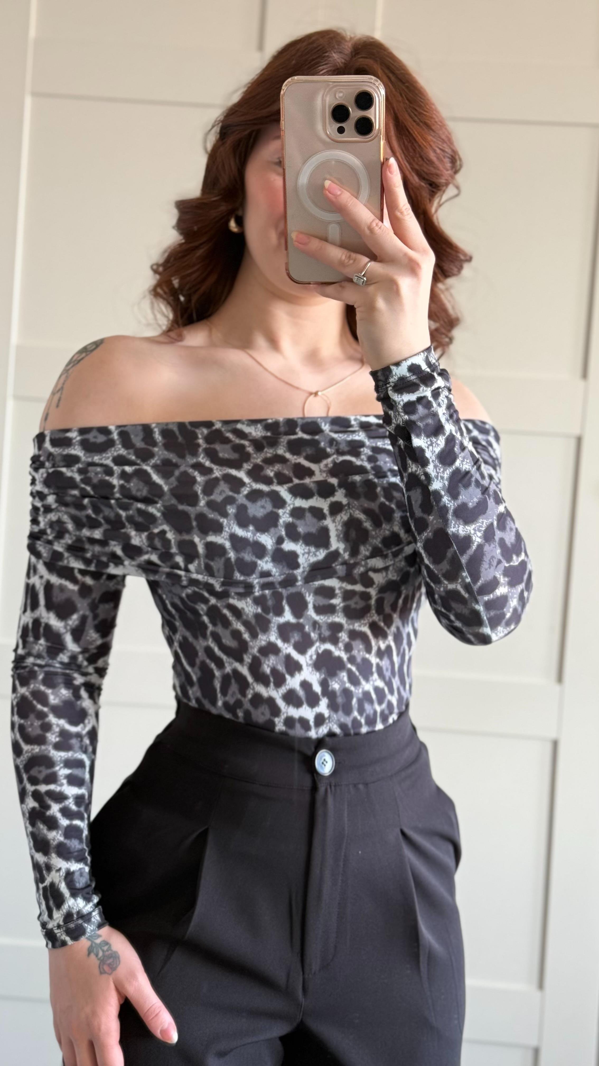 Lili Madonna Yaka Uzun Kol Crop Leopar
