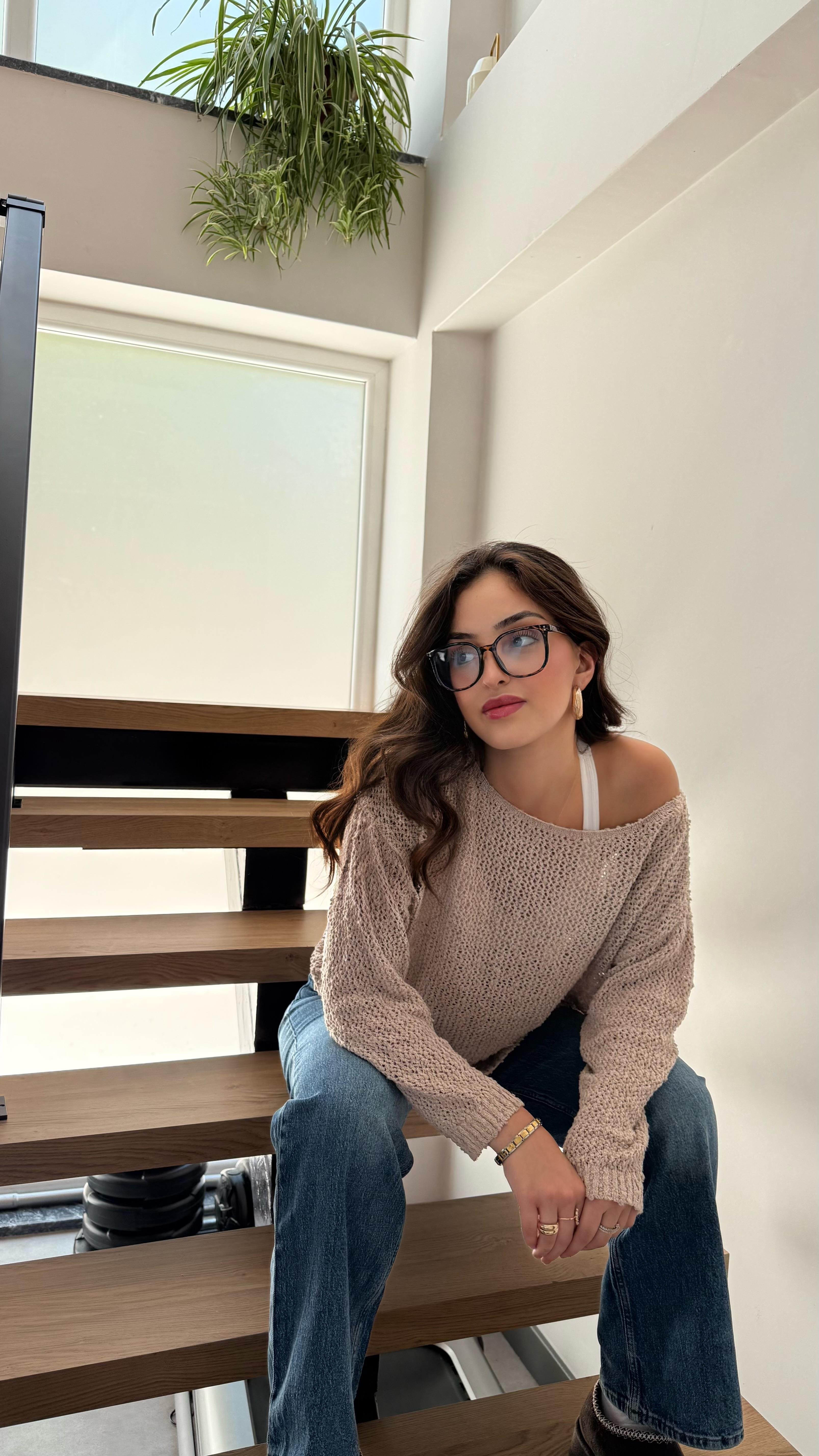 Lorena Delikli Triko Bej