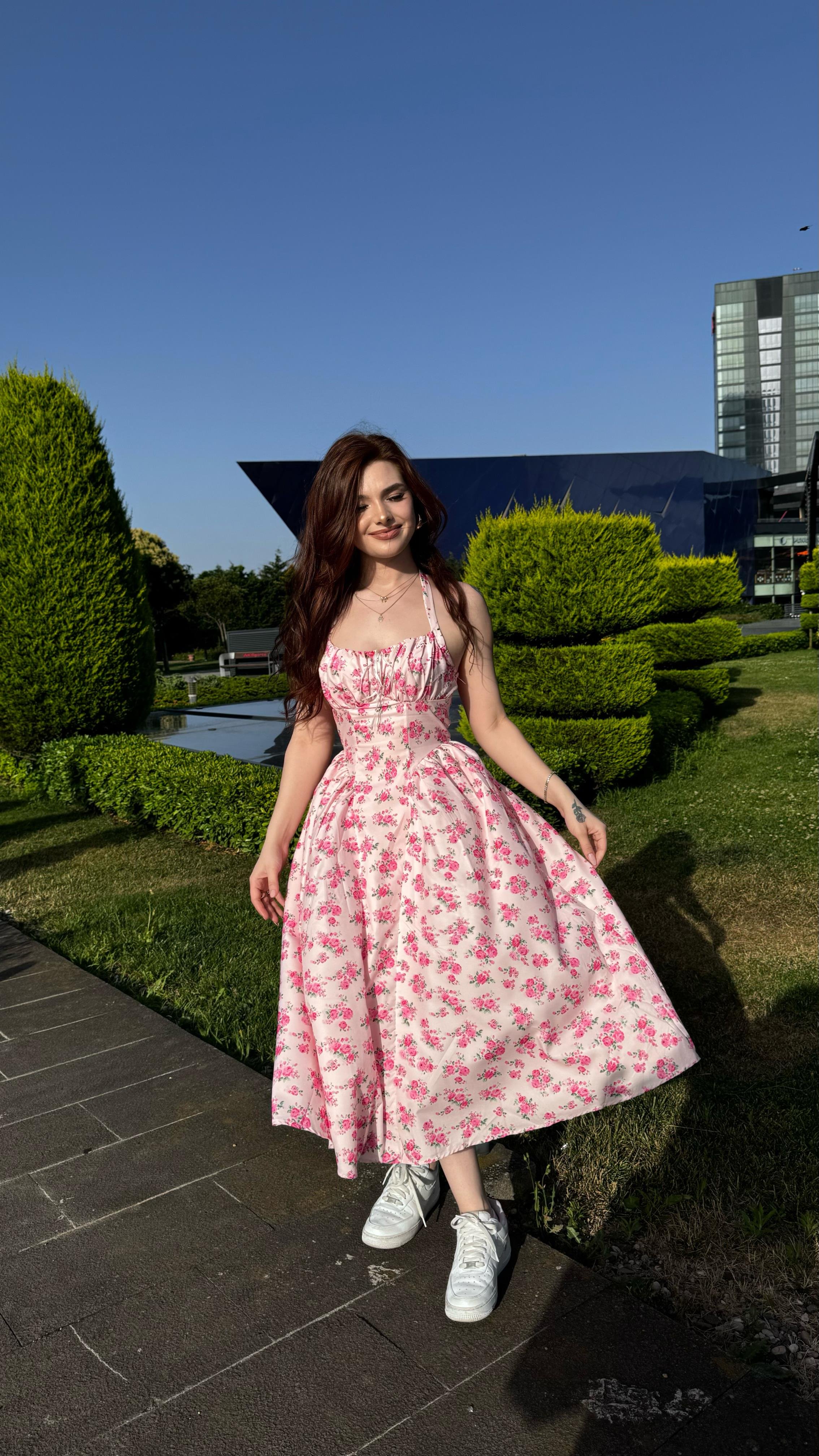 Love Pink Elbise 
