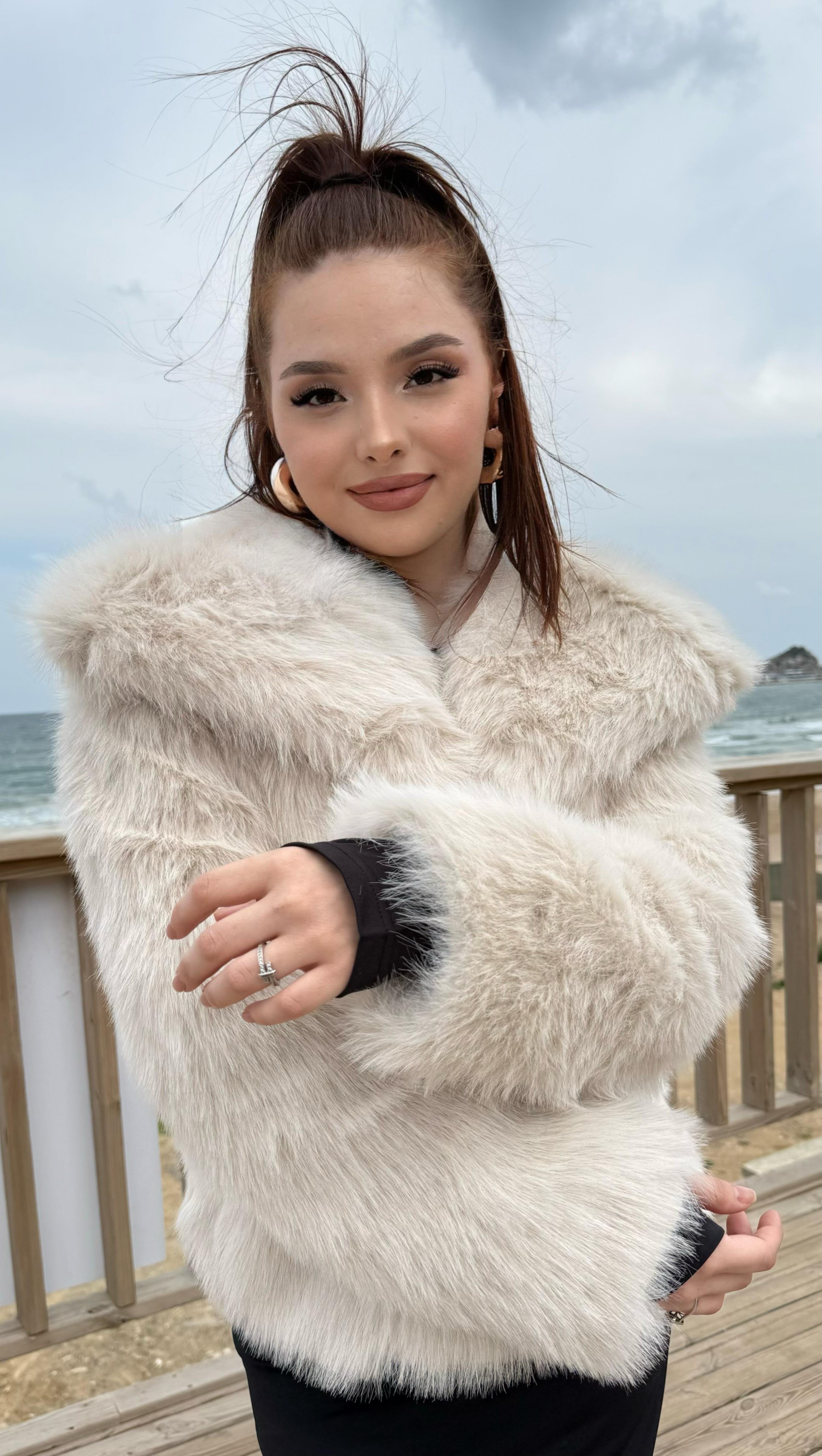 Luxury Ekru Kürk