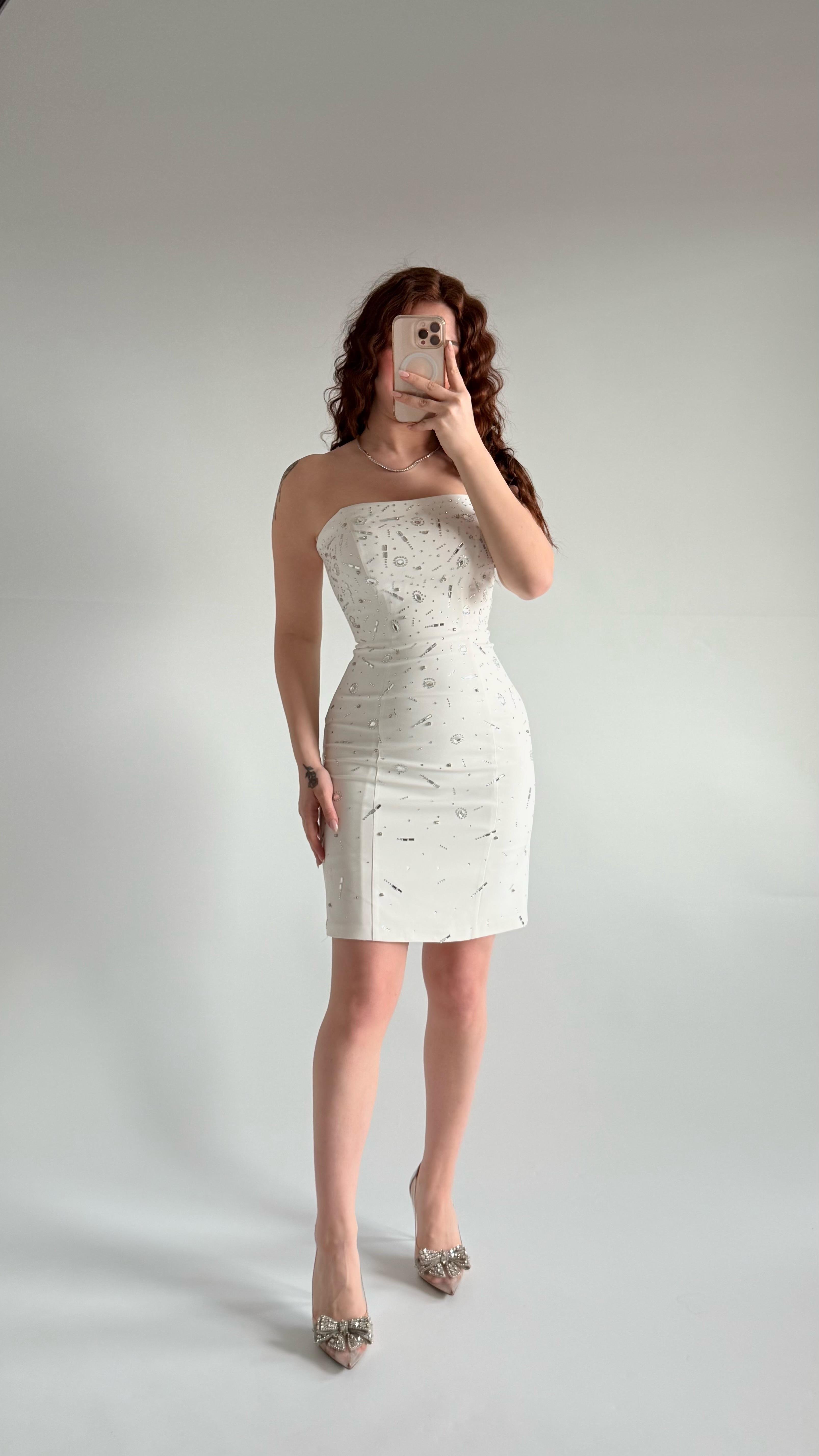 Luxury Straplez Taşlı Mini Abiye Beyaz
