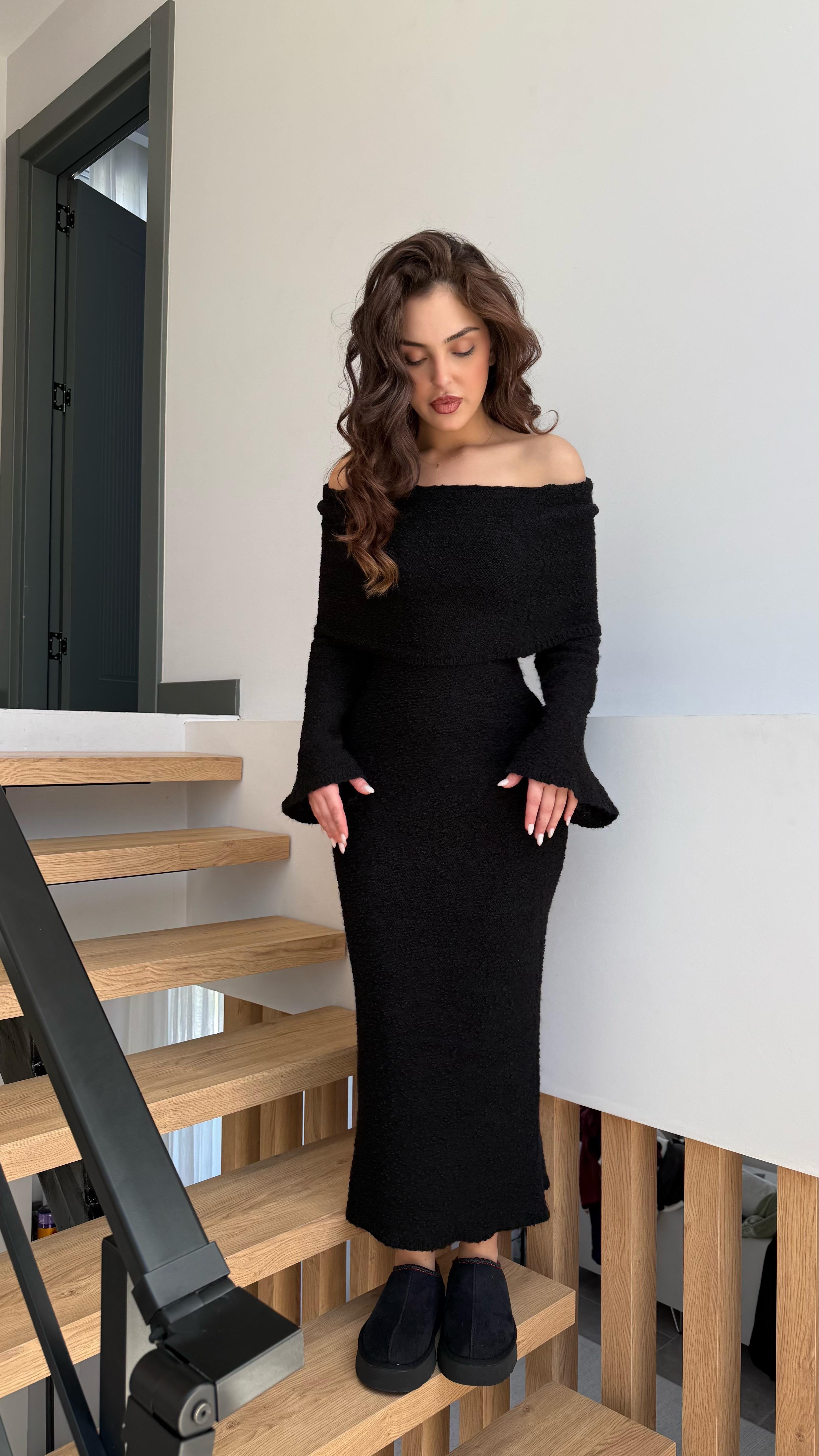 Madonna Yaka İspanyol Kol Havlu Elbise Siyah