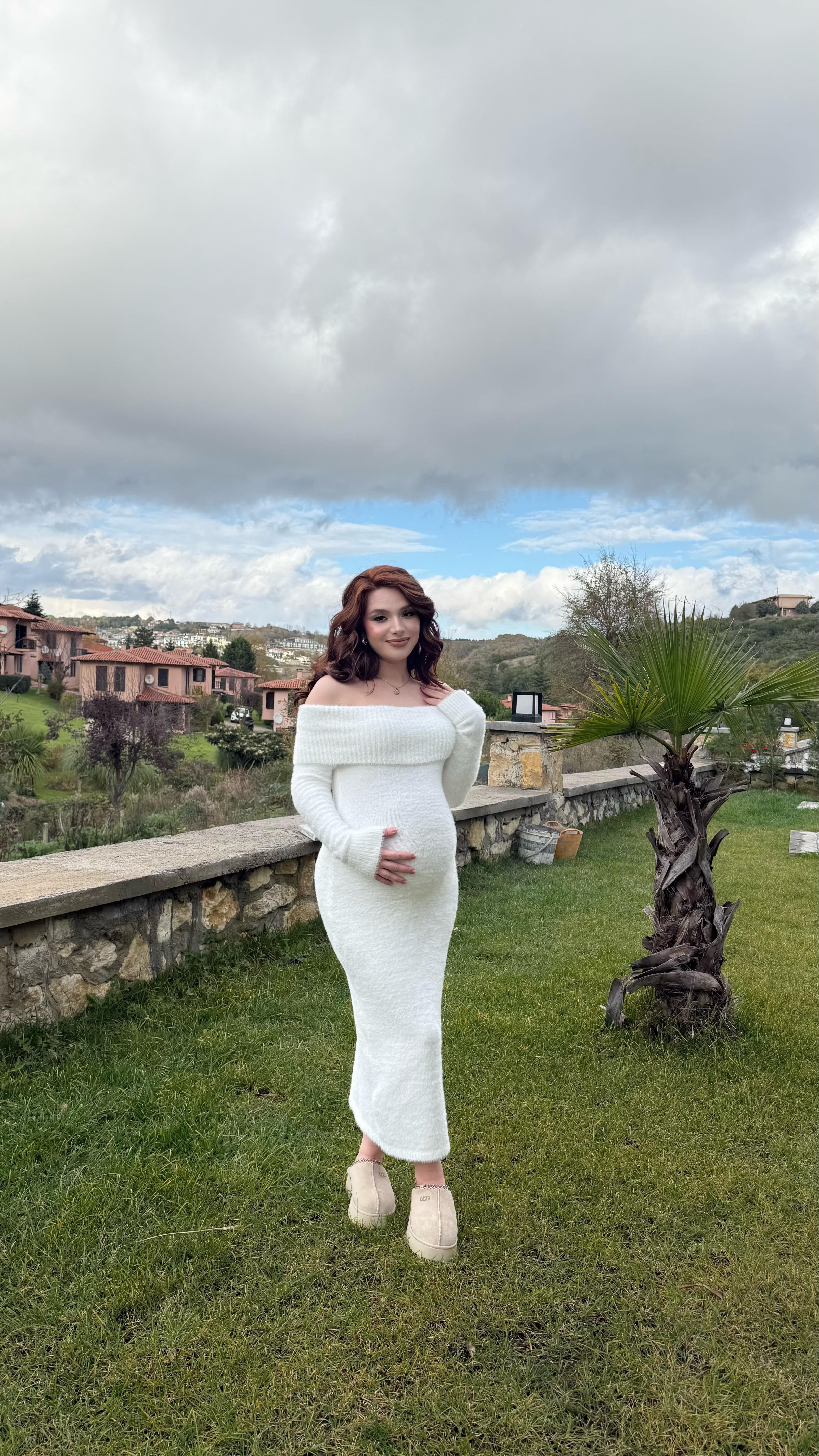 Madonna Yaka Peluş Elbise Beyaz