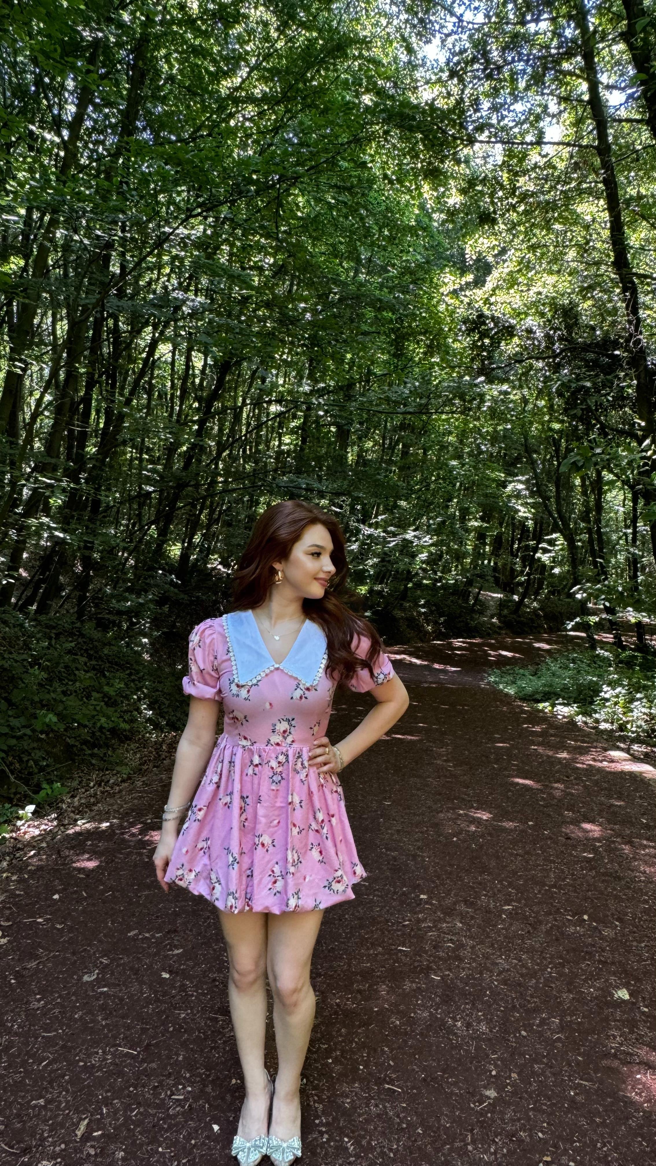 Manolya Pembe Elbise