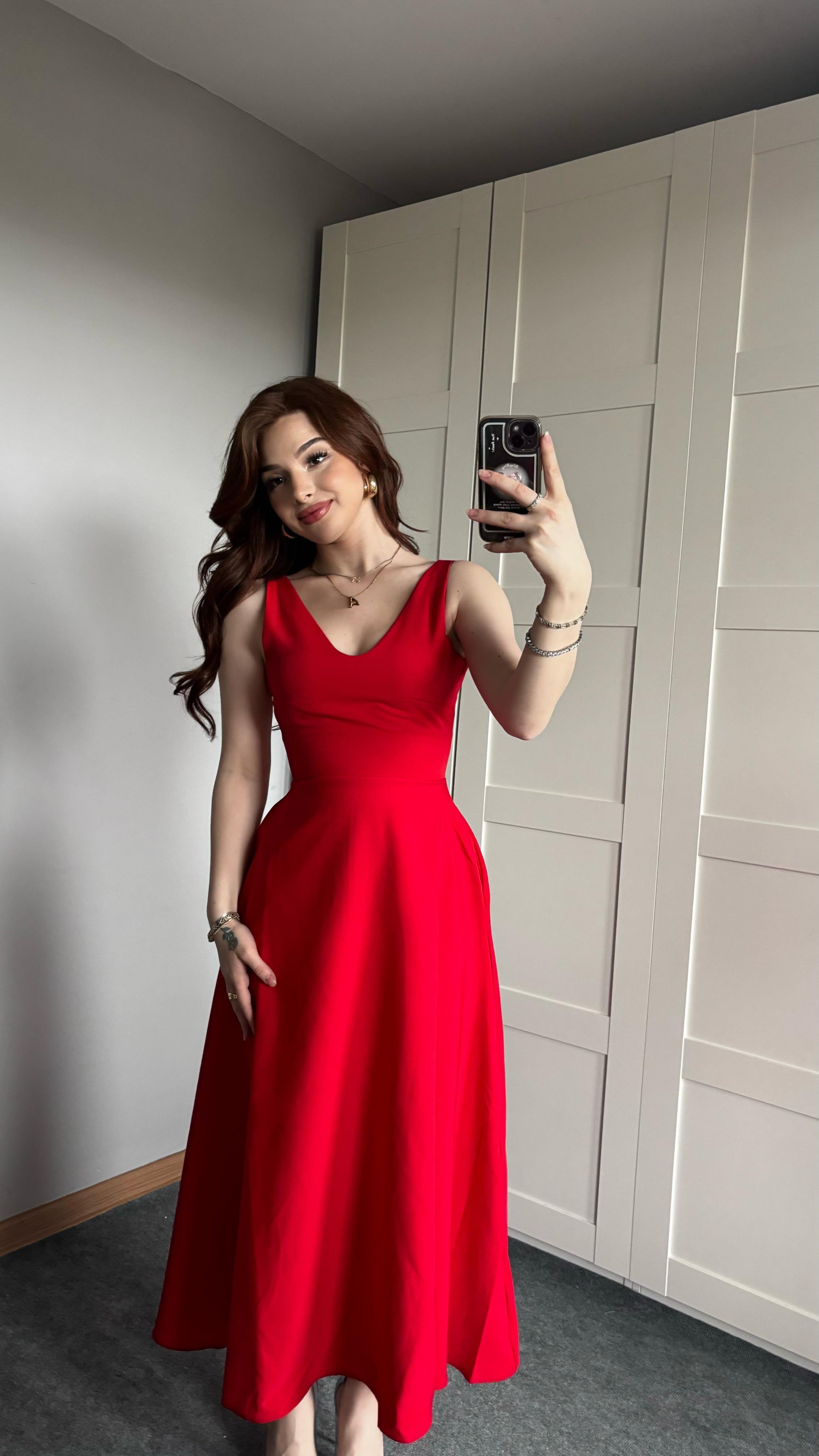 Marilyn Monroe Kırmızı Elbise