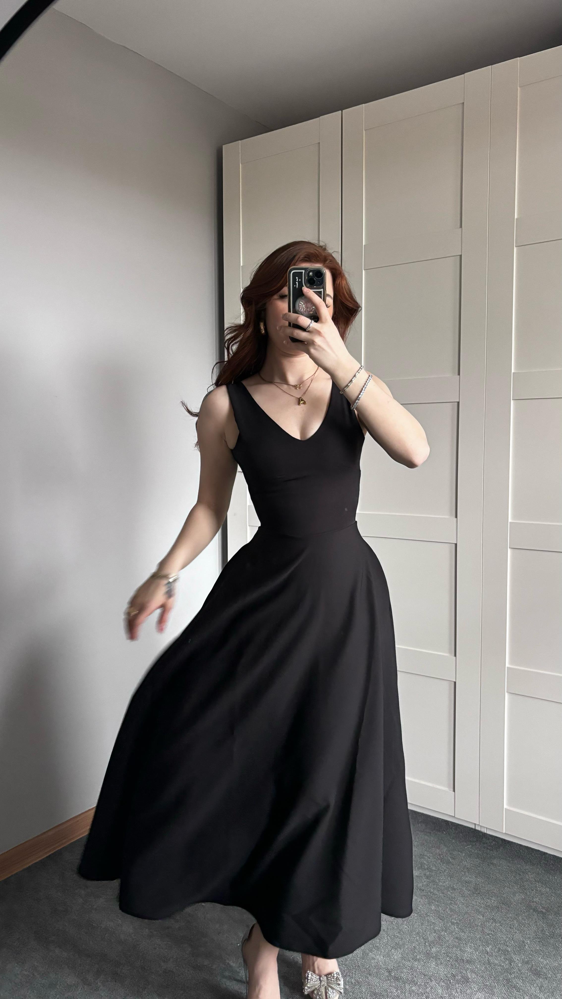 Marilyn Monroe Siyah Elbise