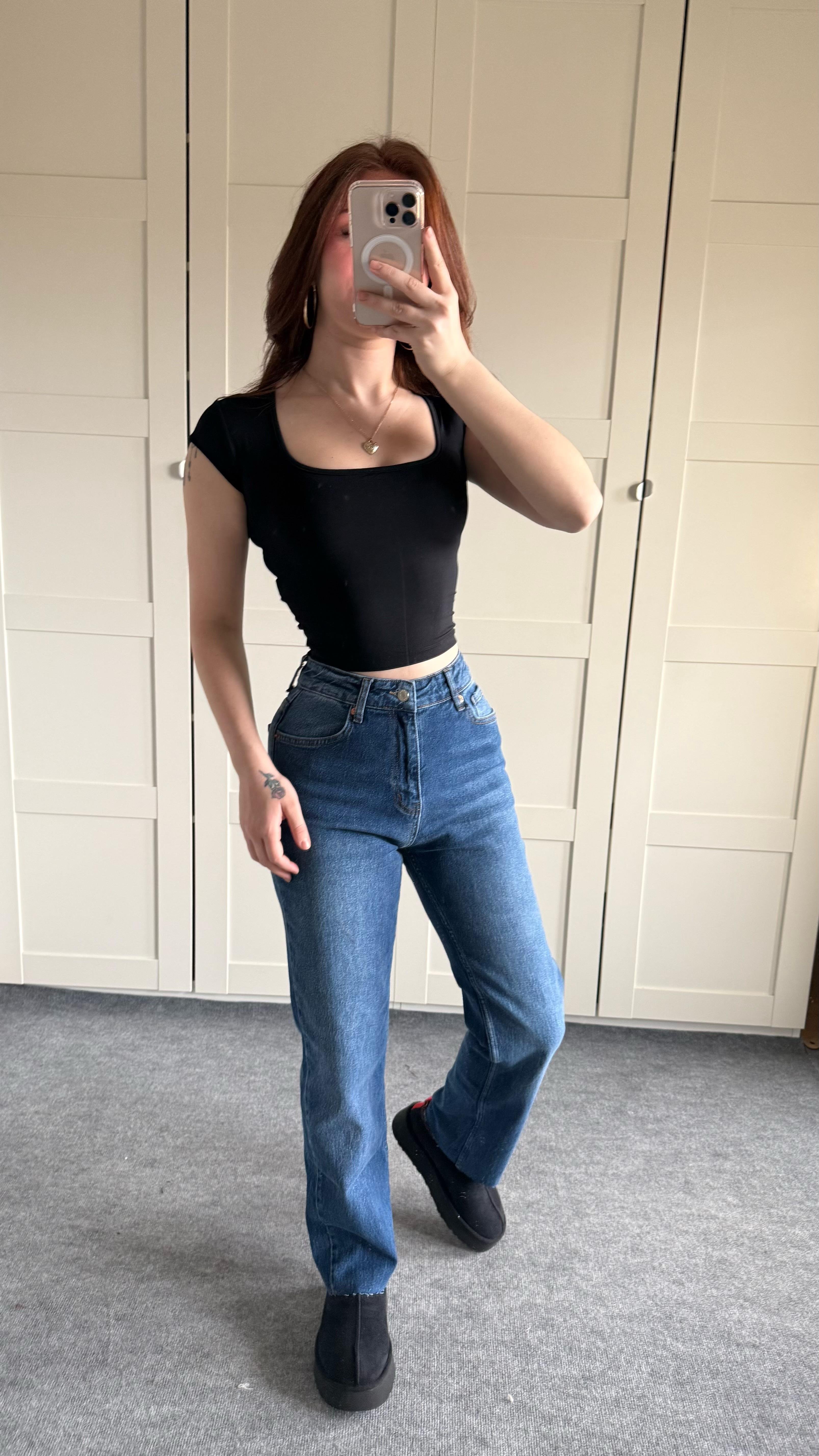 Marka Kesik Paça Mom Fit Mavi