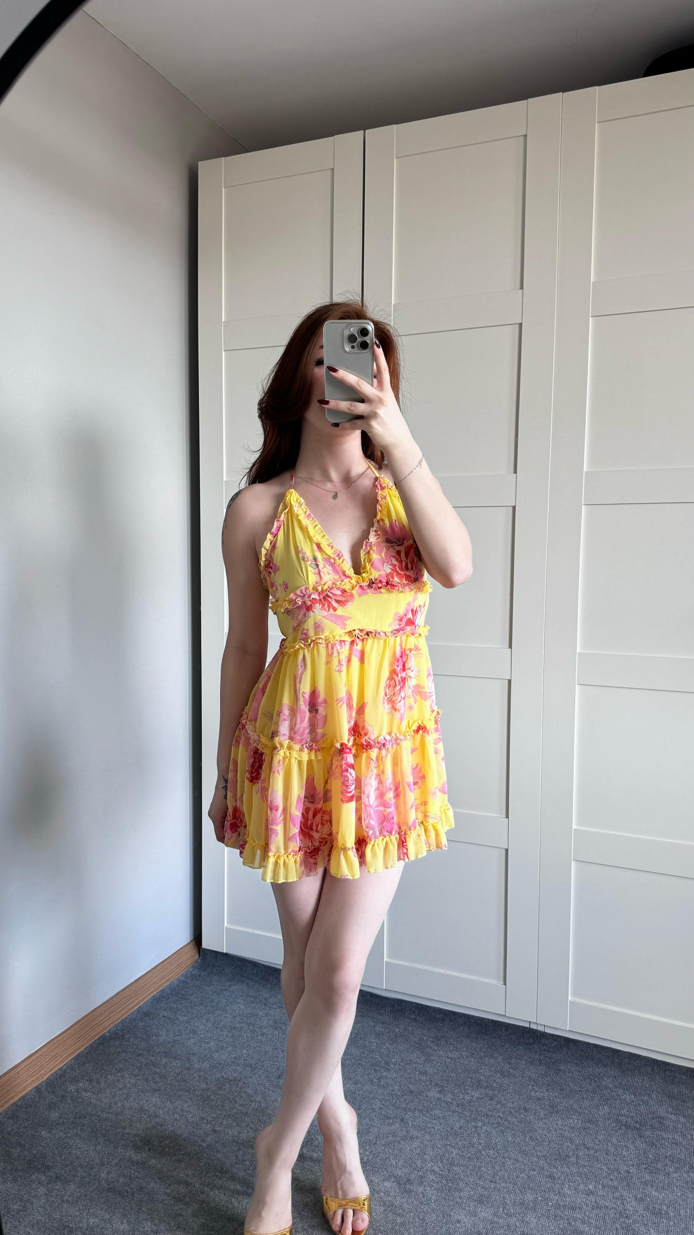 Marka Sarı Çapraz Askılı Mini Elbise
