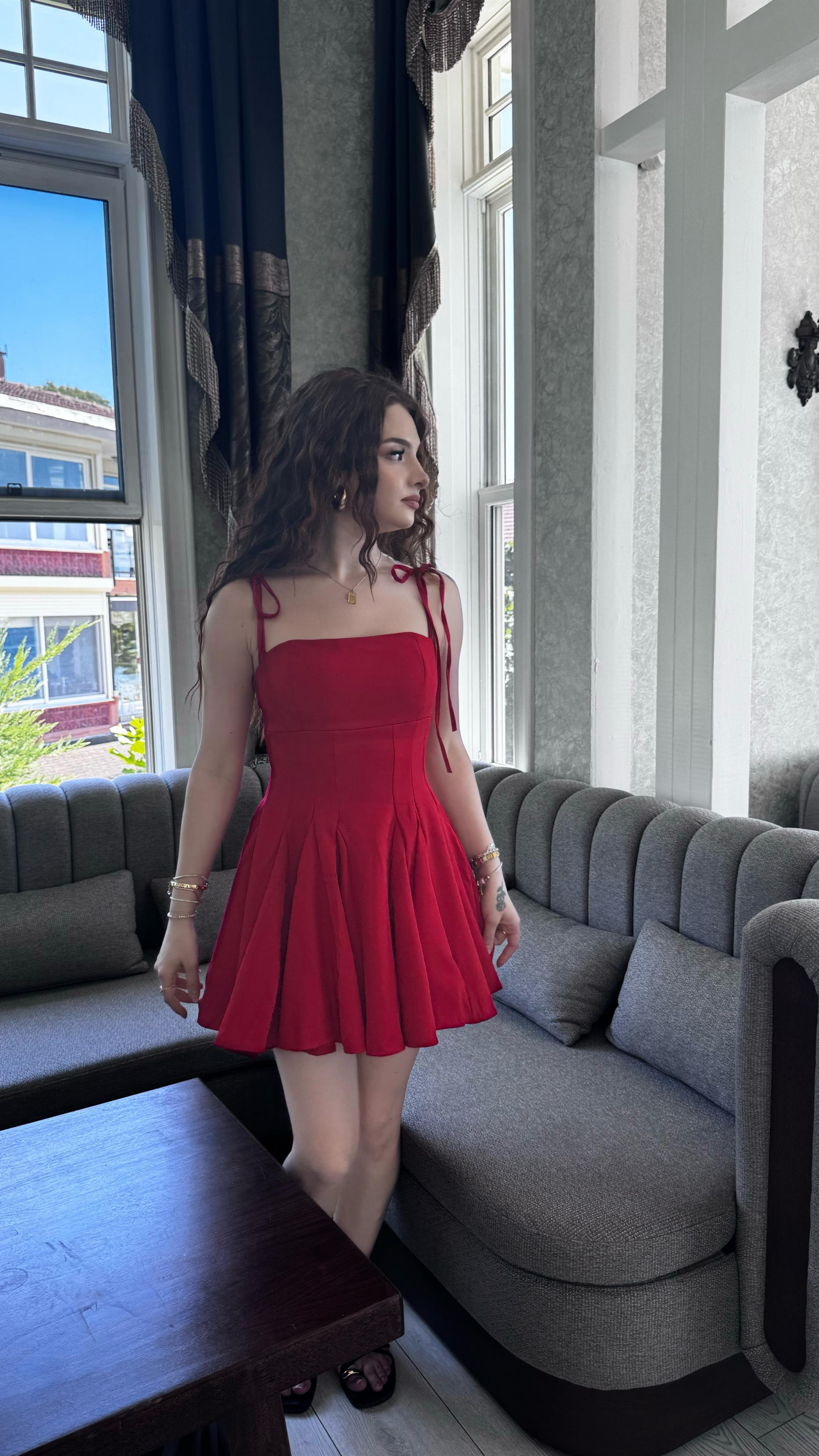 Matilda Kırmızı Elbise