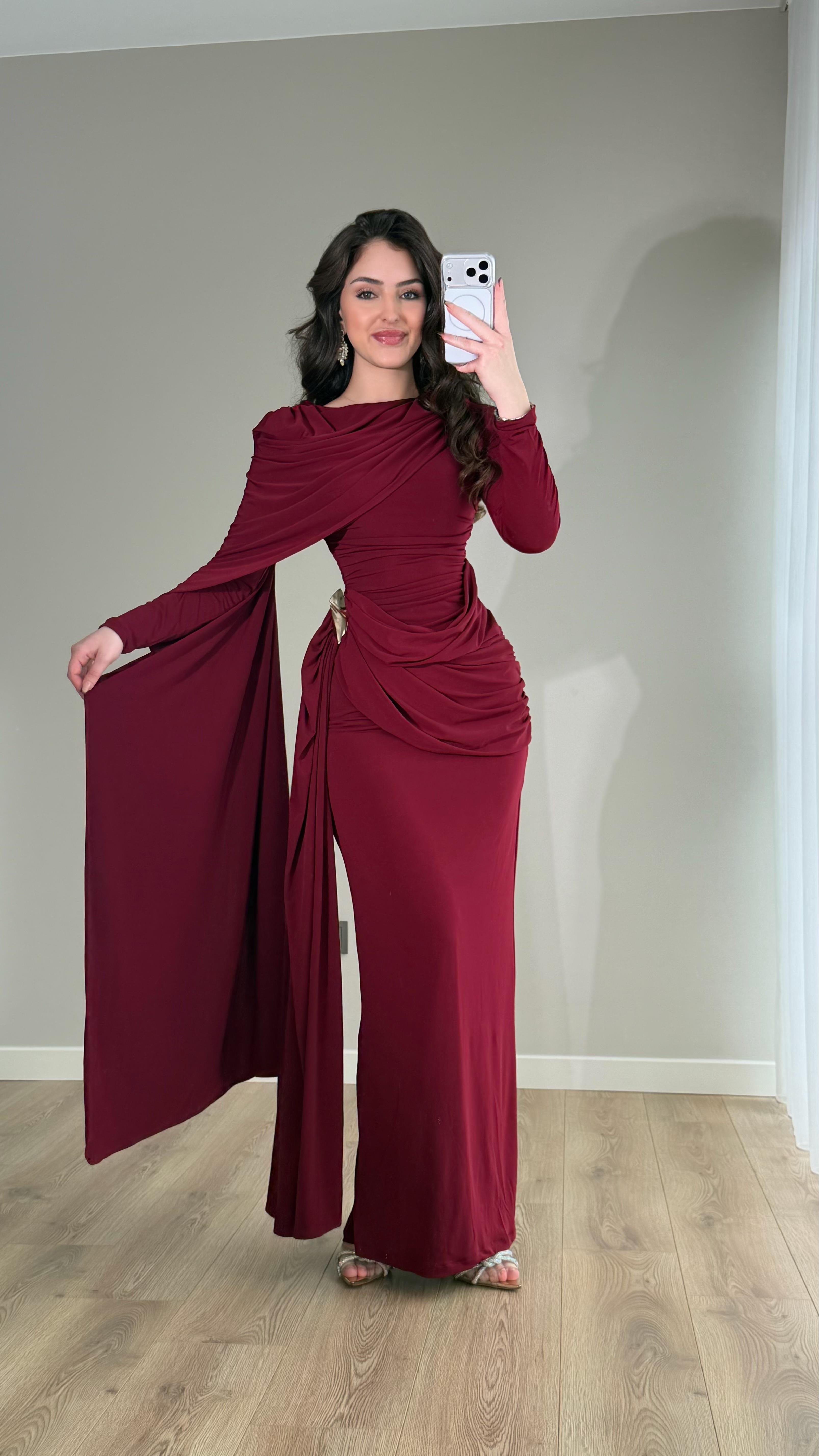 Melisandre Omuz Kuşaklı Elbise Bordo