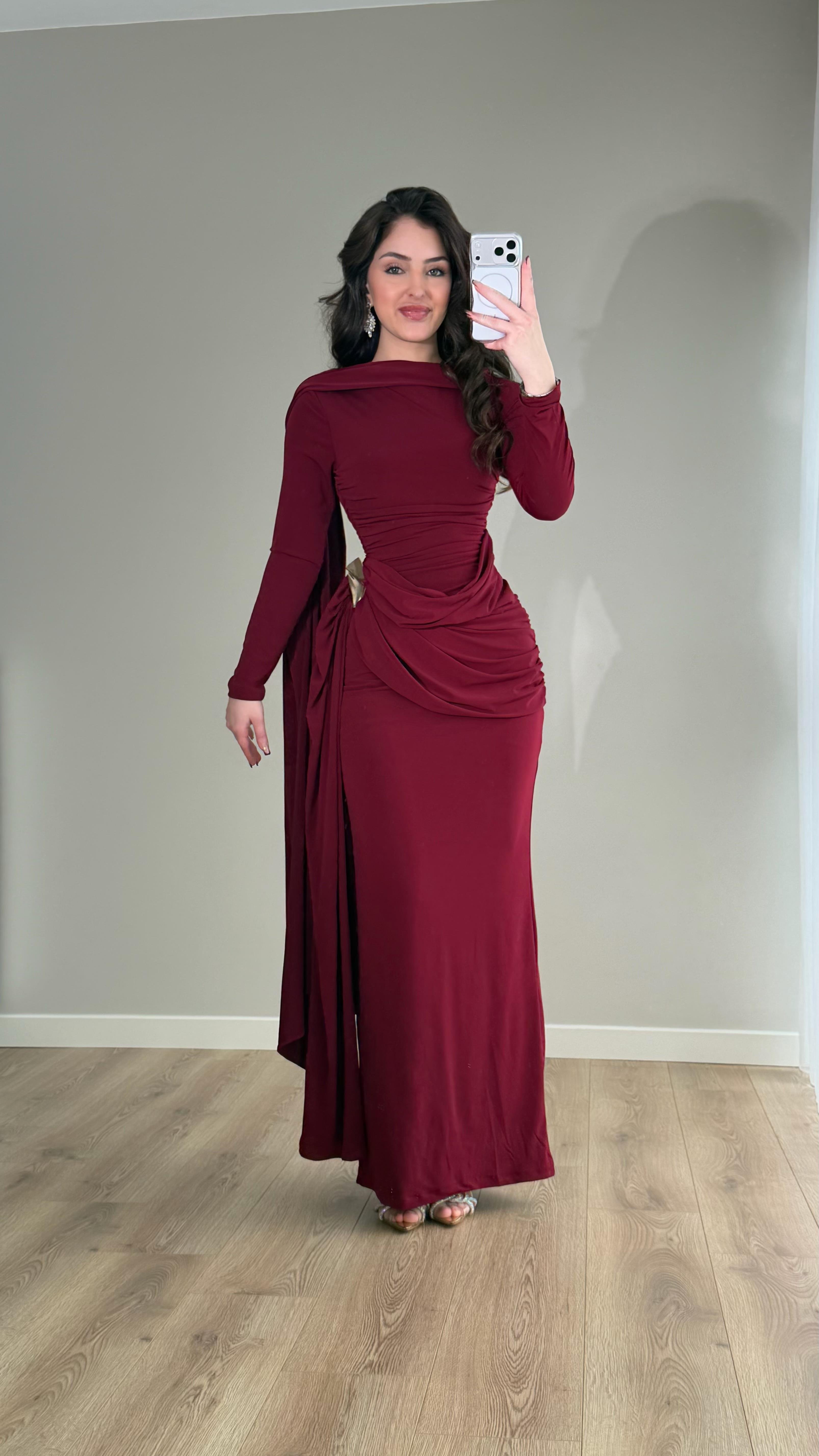 Melisandre Omuz Kuşaklı Elbise Bordo