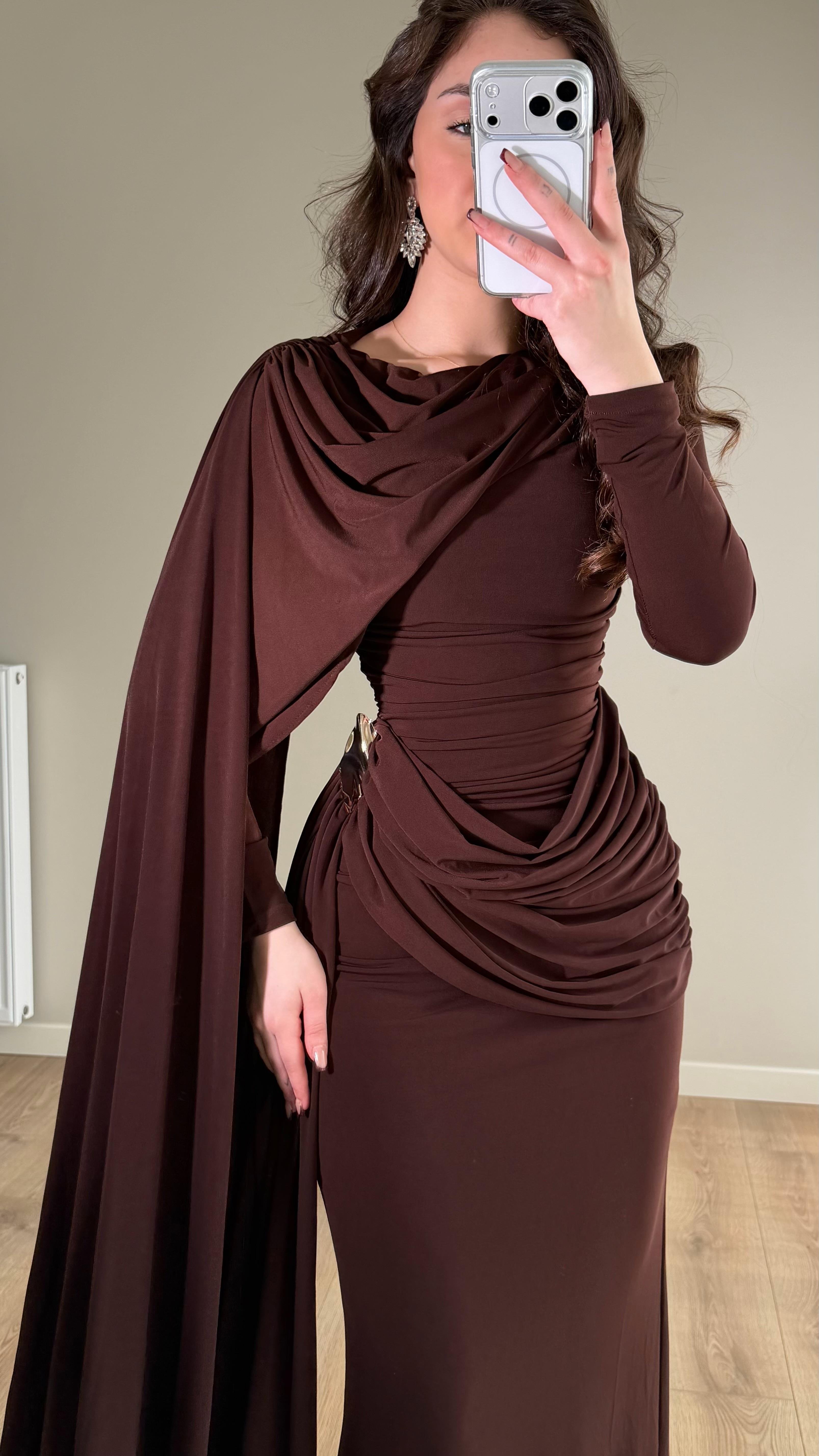 Melisandre Omuz Kuşaklı Elbise Kahverengi