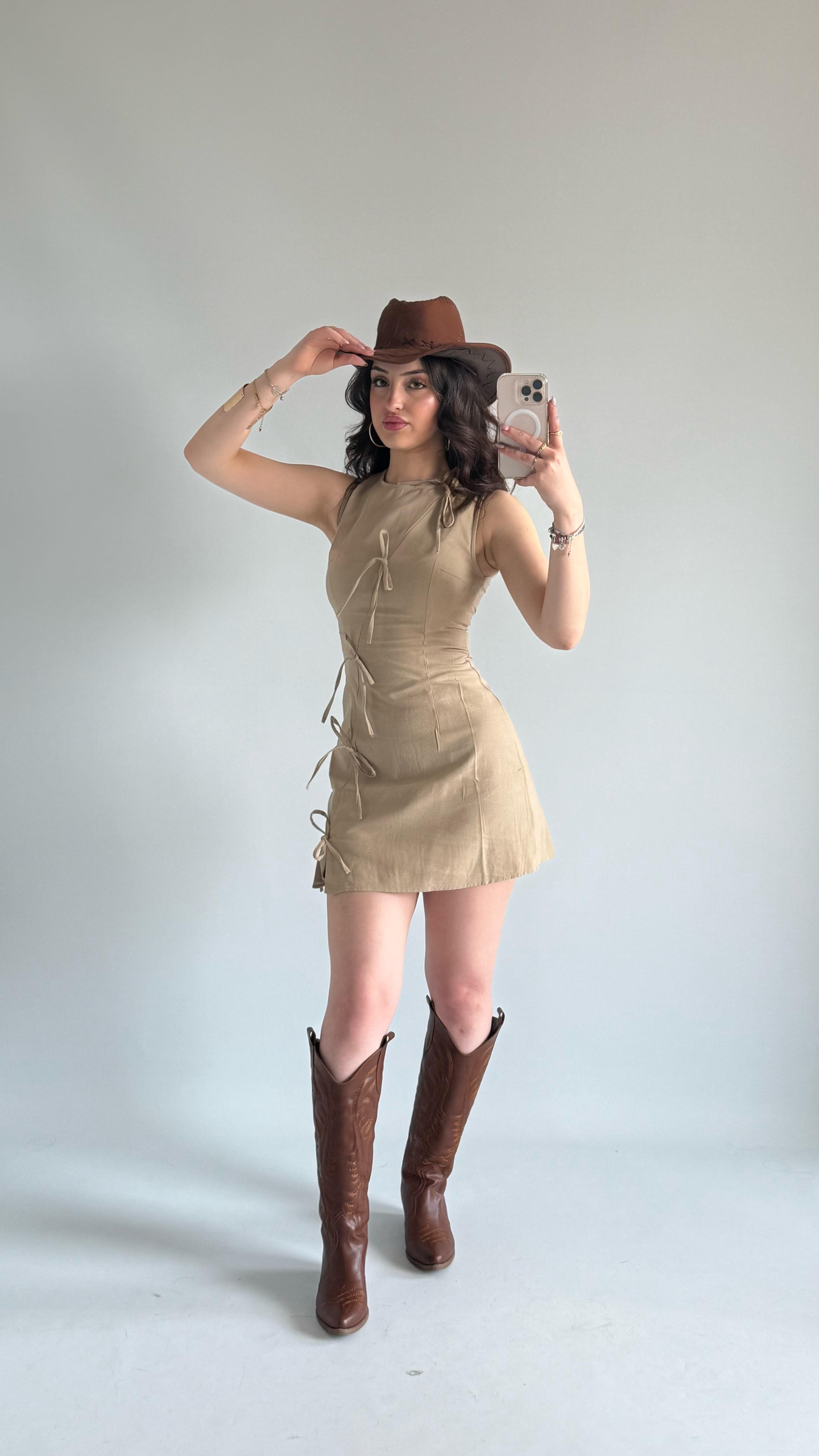 Mikasa Fiyonklu Elbise 