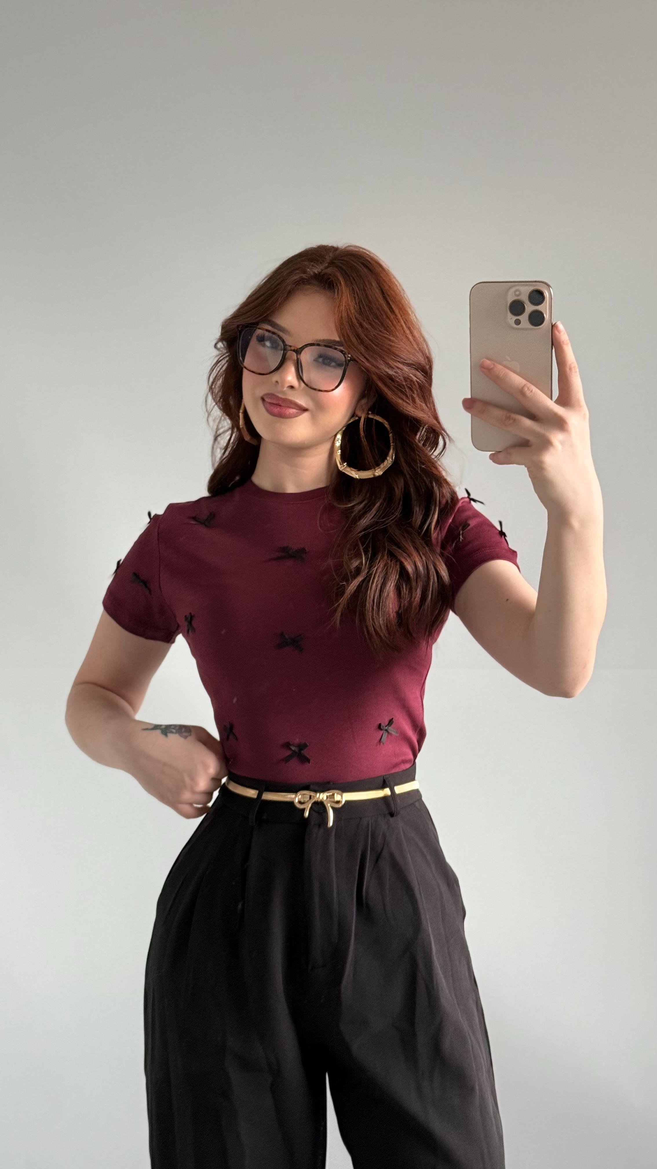 Minik Fiyonklu Tişört Bordo