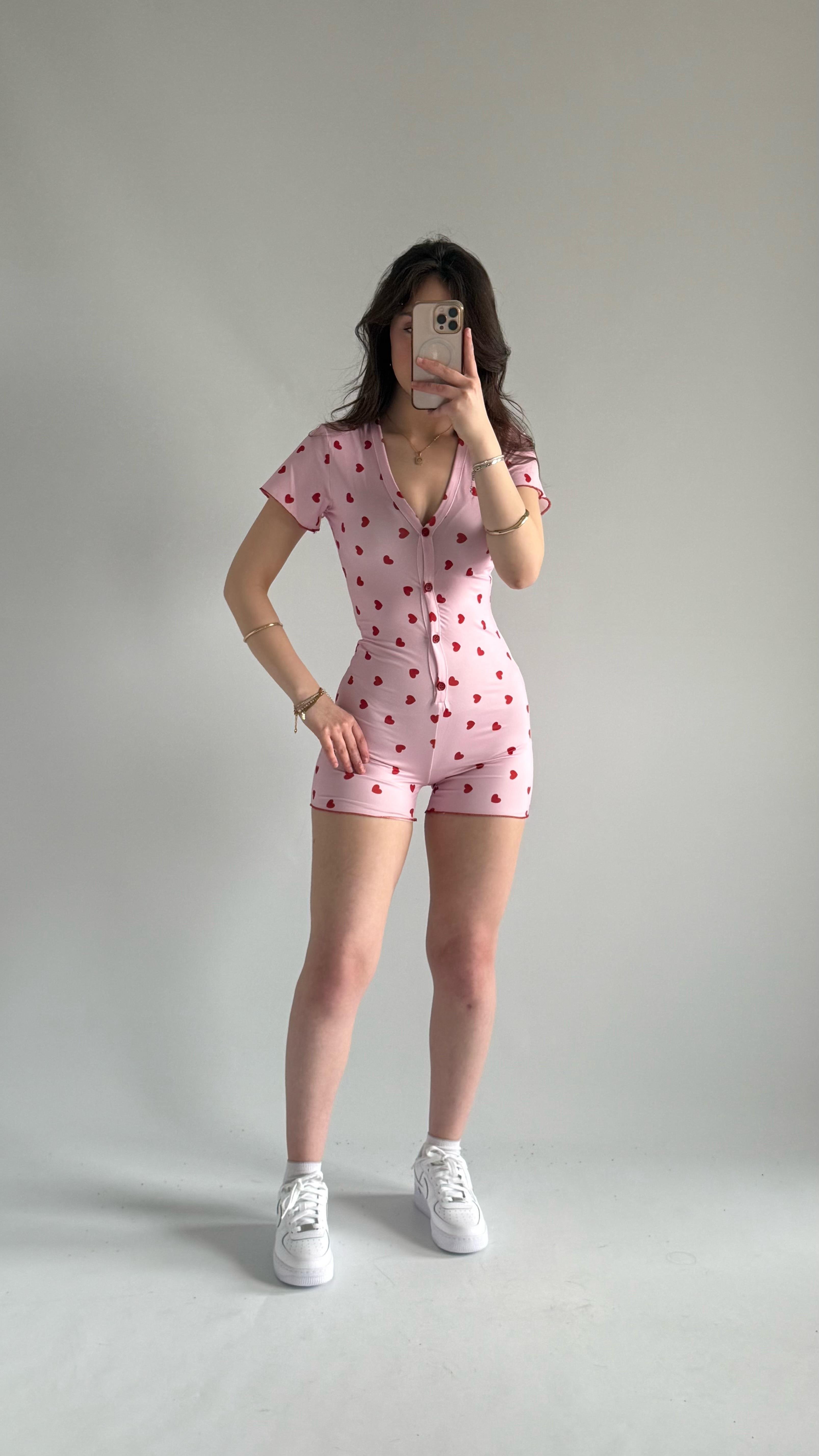 Minik Kalpli Düğmeli Mini Tulum Pembe