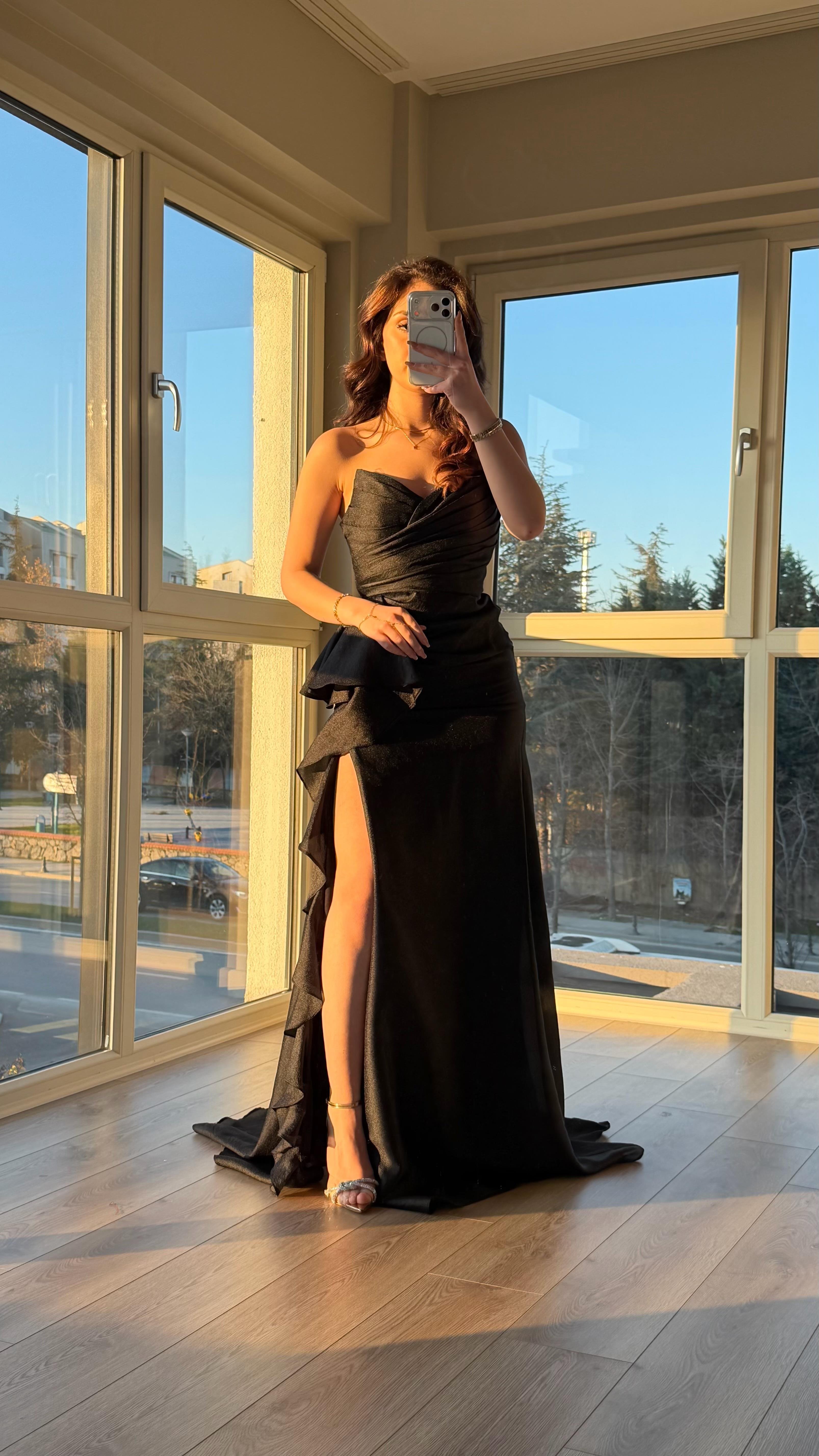 Mirsu Yırtmaçlı Fırfır Abiye Siyah