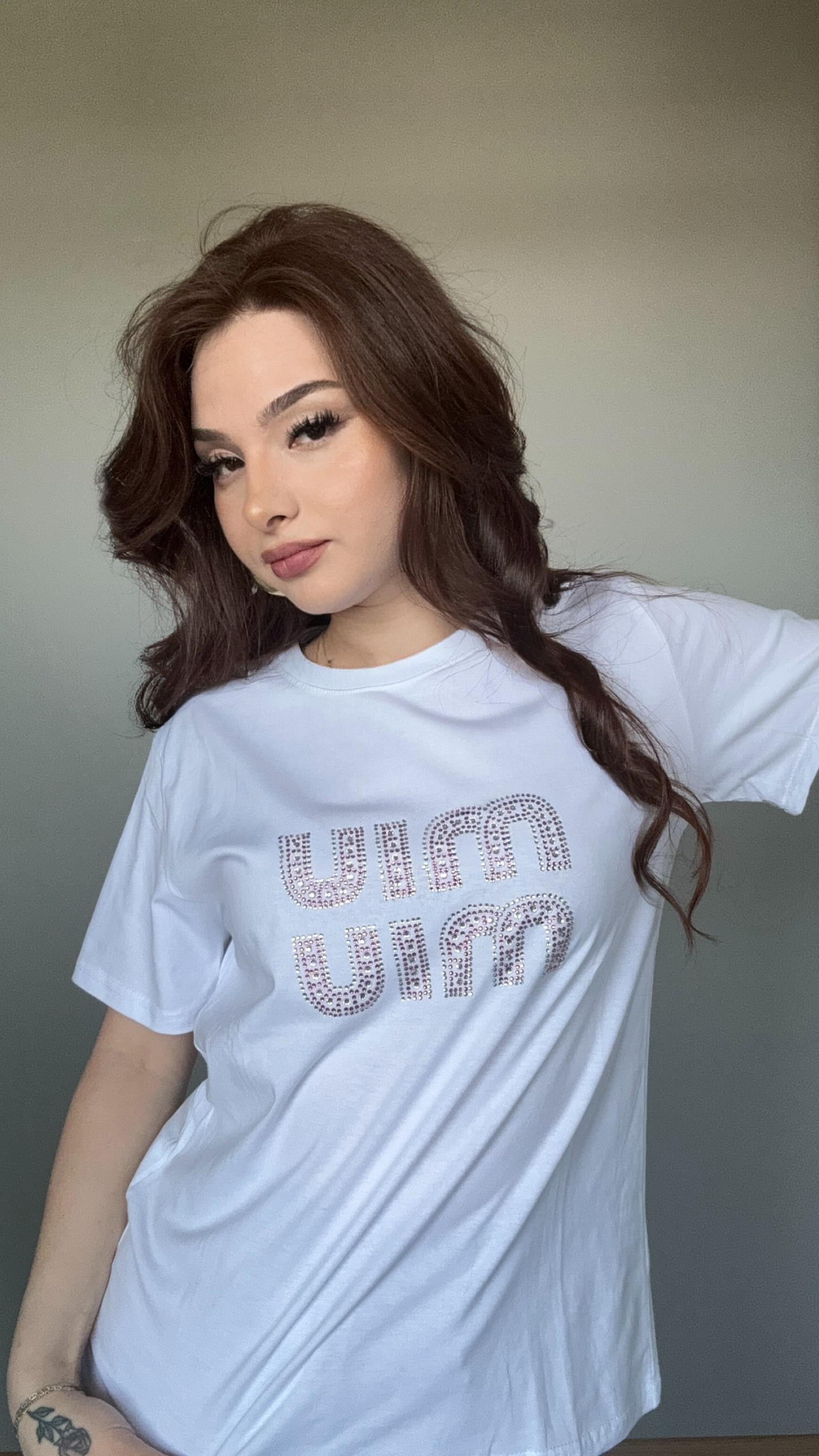 Miu Miu Pembe Taşlı Beyaz Tişört
