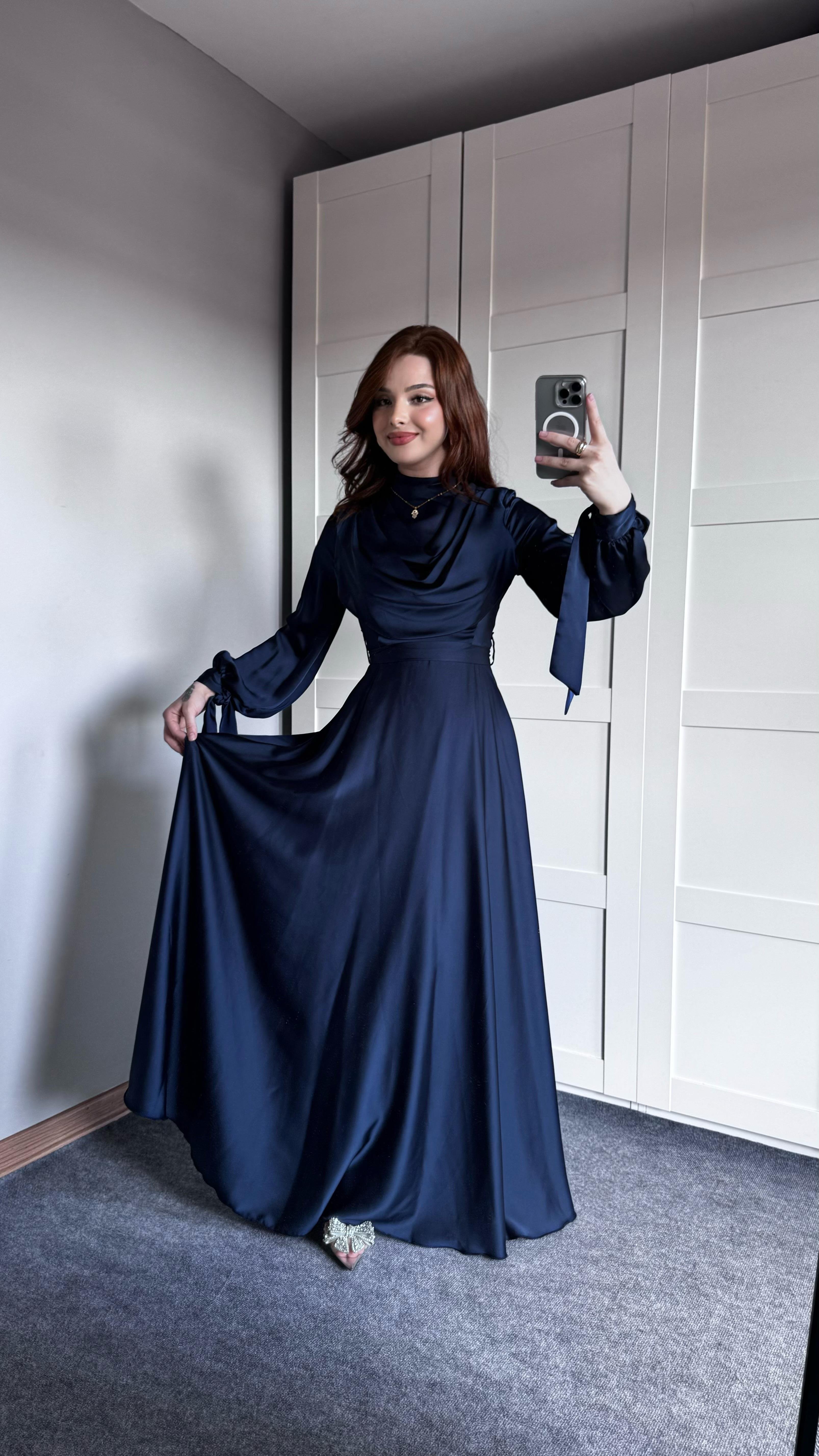 Morgana Degaje Abiye Lacivert 