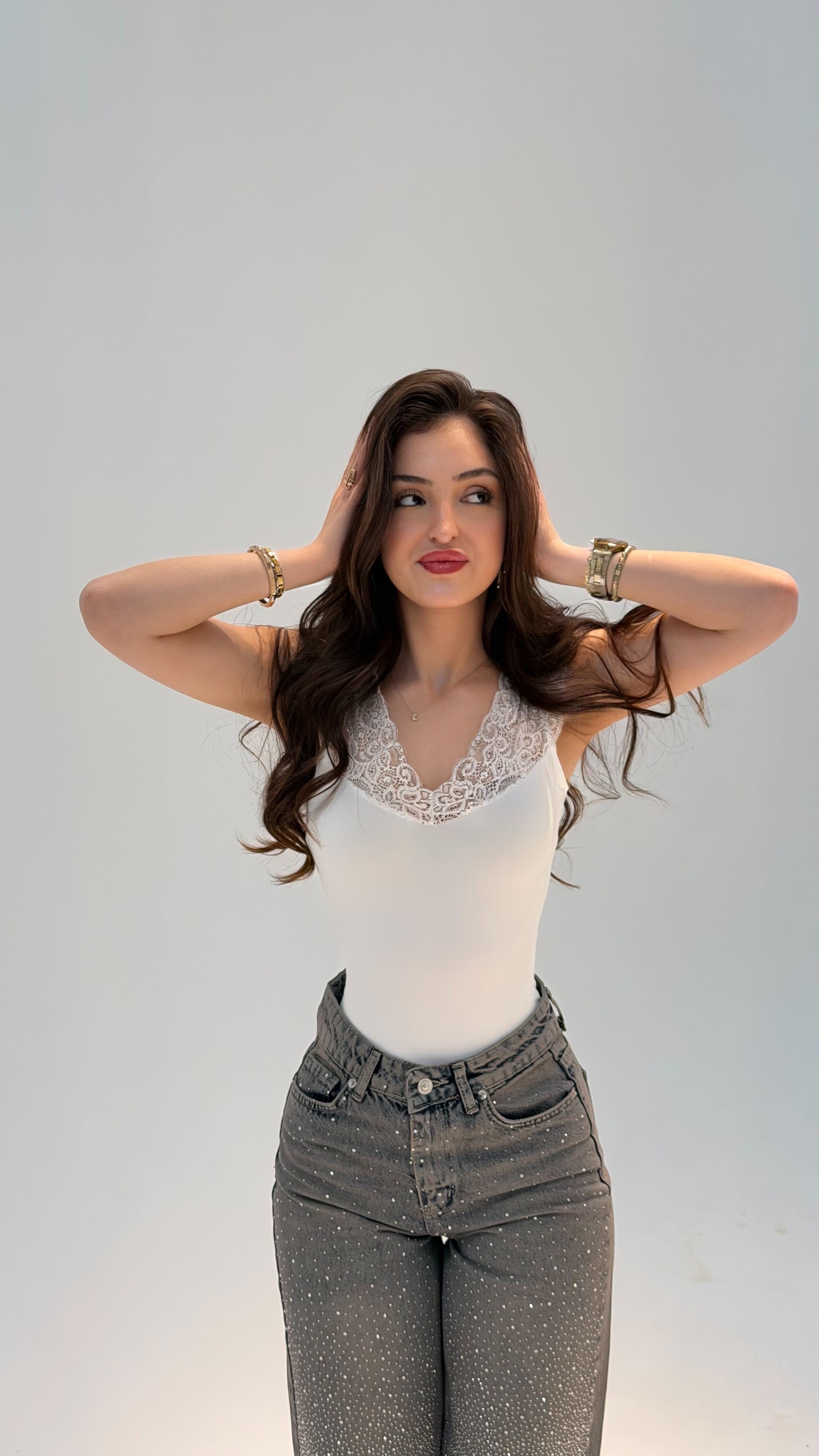 Nostaljik V Yaka Dantel Bodysuit Beyaz
