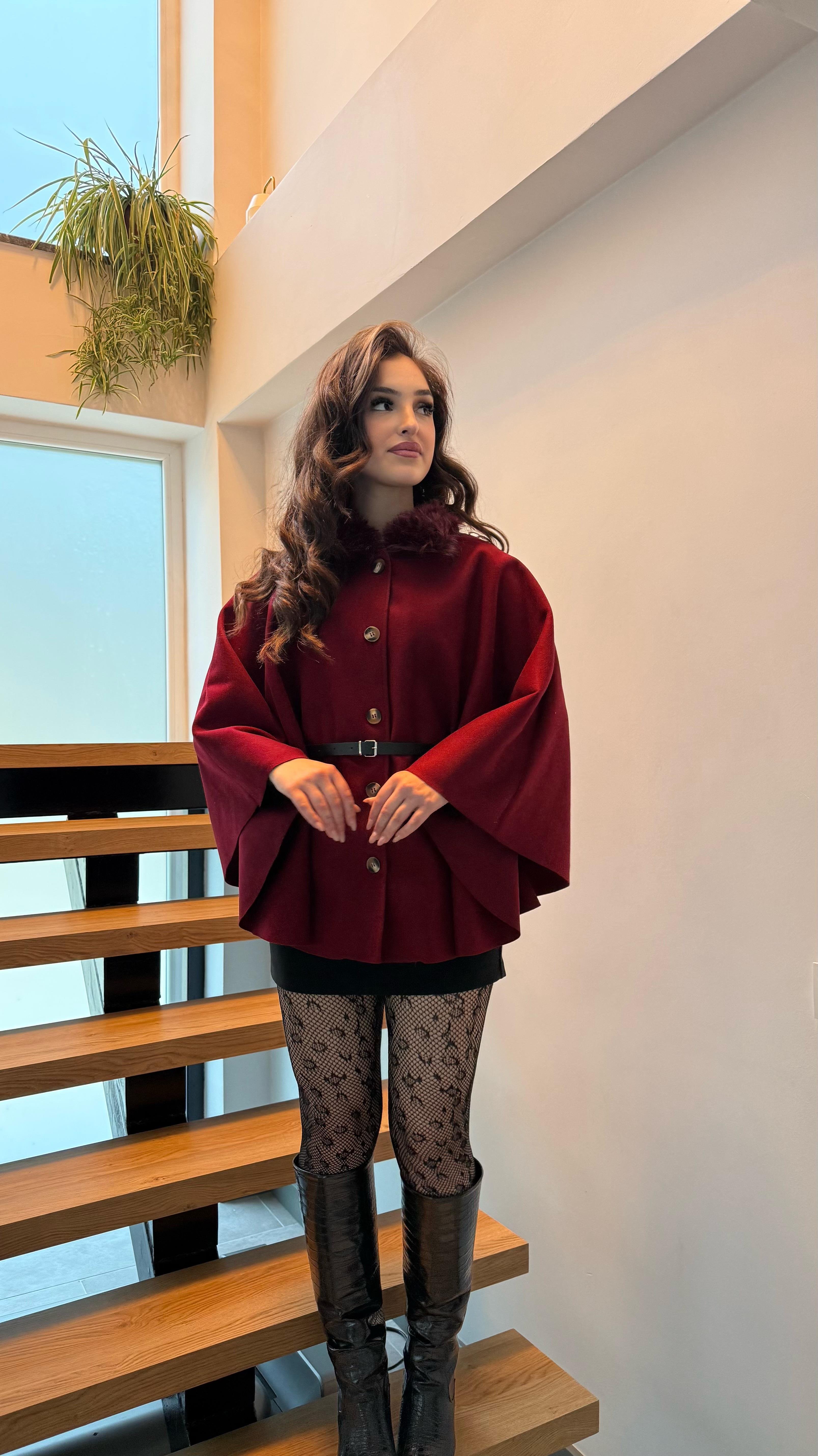 Önden Düğmeli Kürk Yaka Panço Bordo