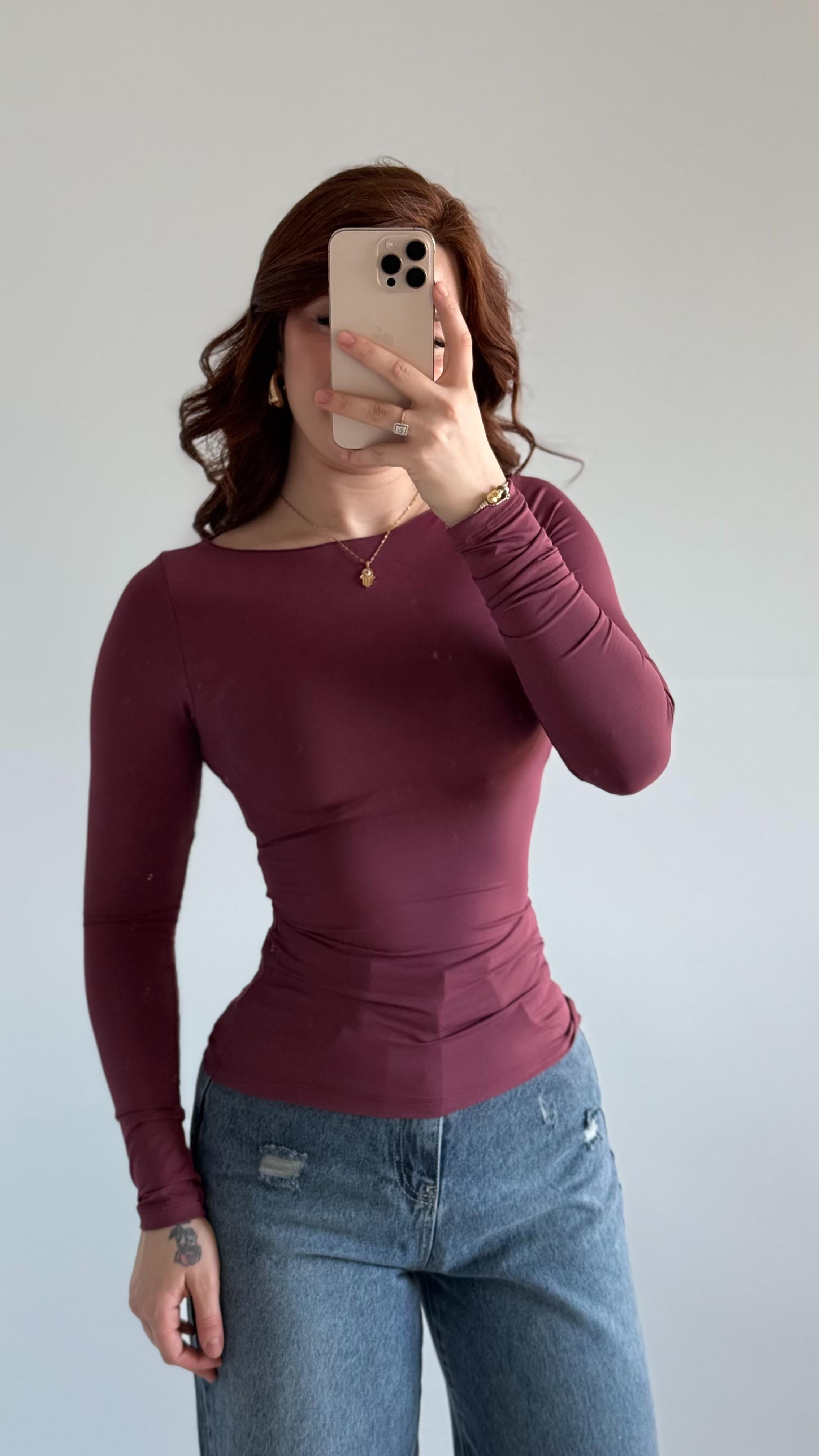 Oval Yaka Vücudu Saran Bluz Mürdüm