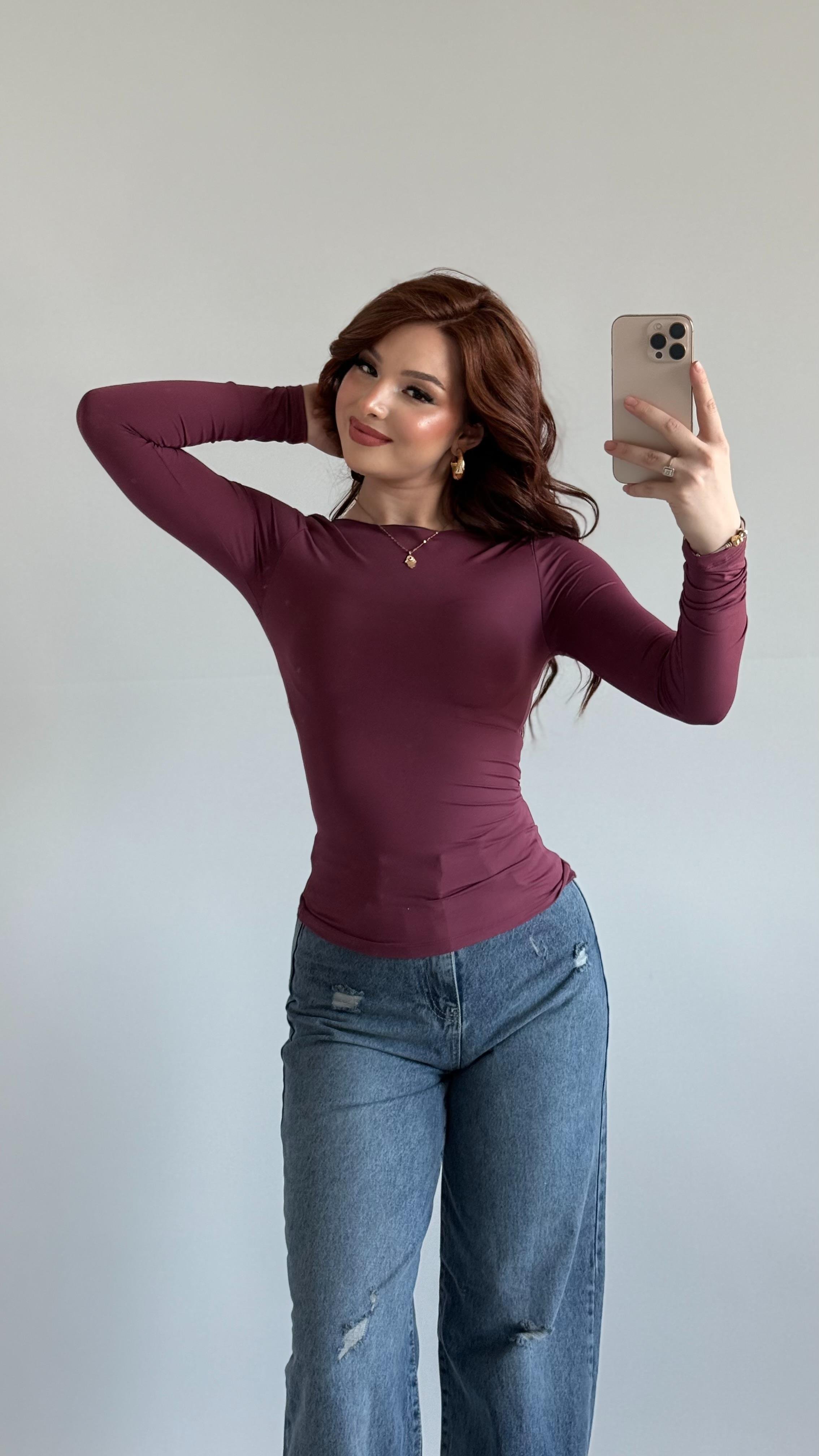 Oval Yaka Vücudu Saran Bluz Mürdüm