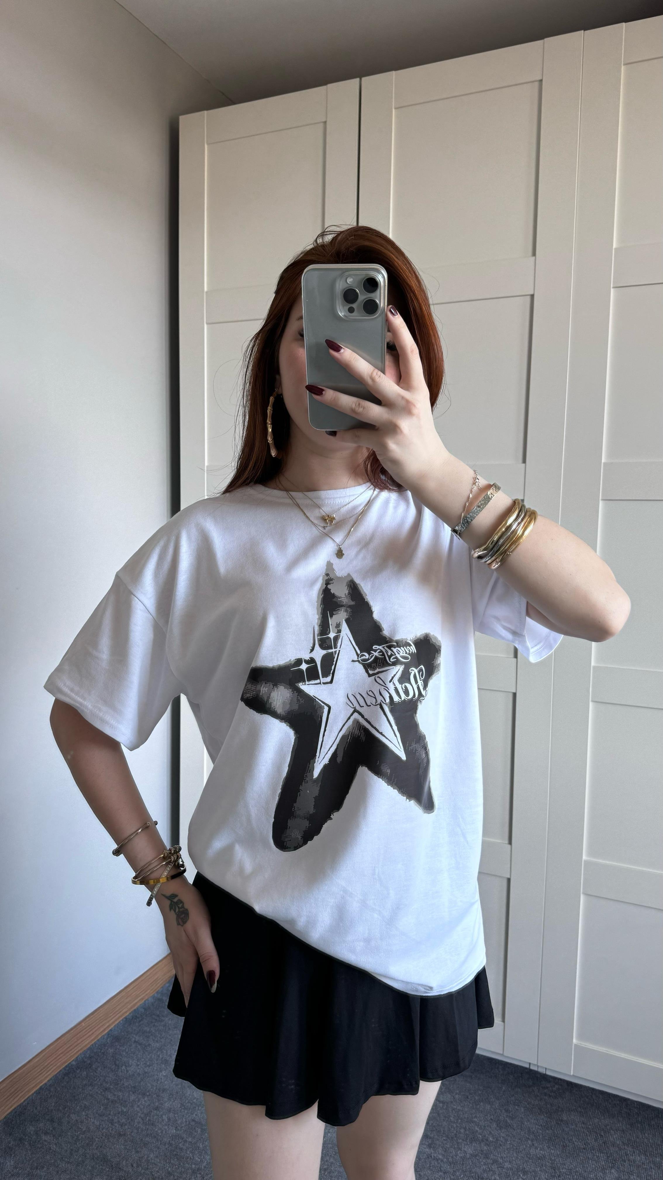 Oversize Star Beyaz Tişört 