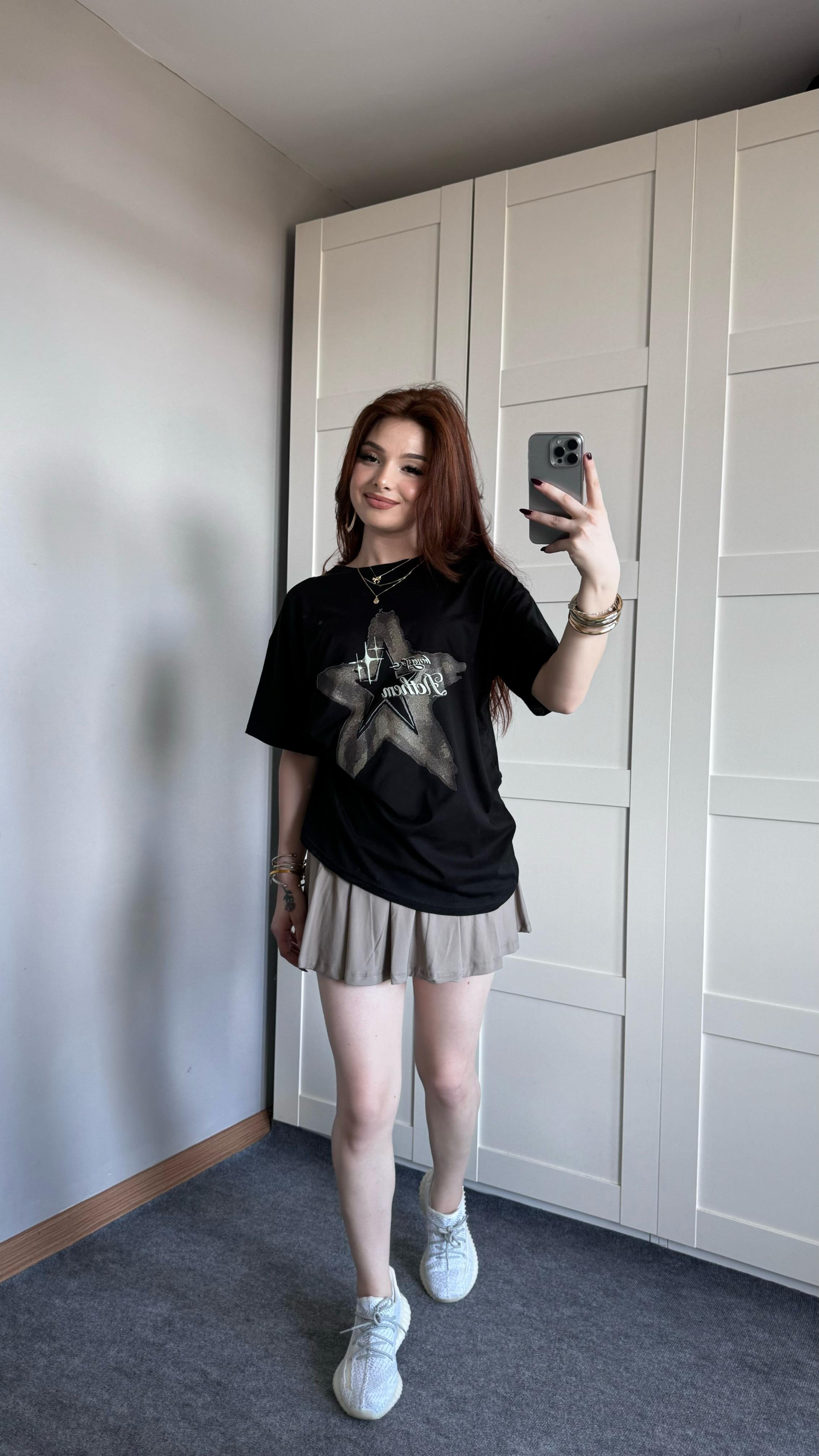 Oversize Star Siyah Tişört 