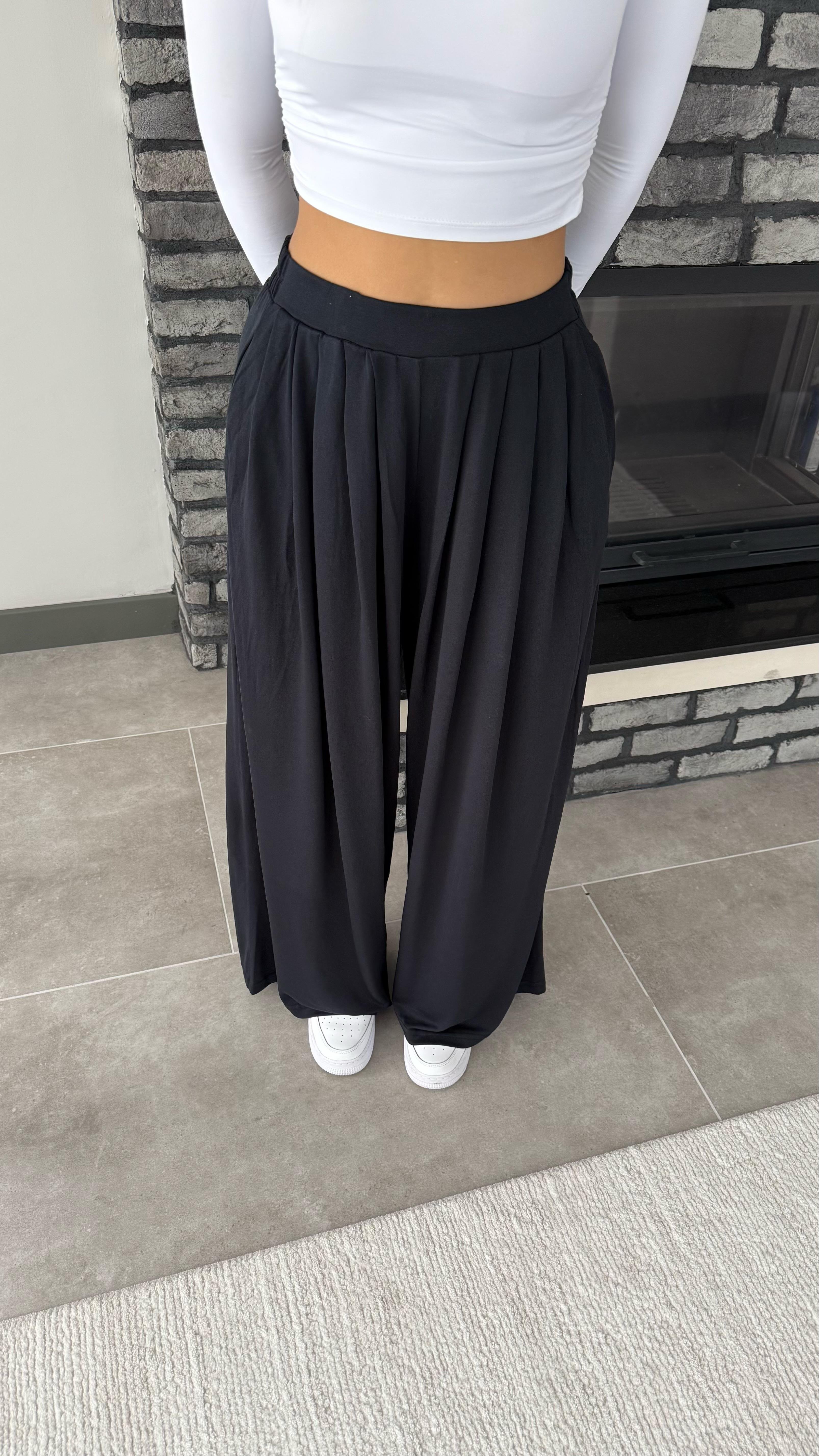 Oys. Modal Karışımlı Dökümlü Pantolon Siyah