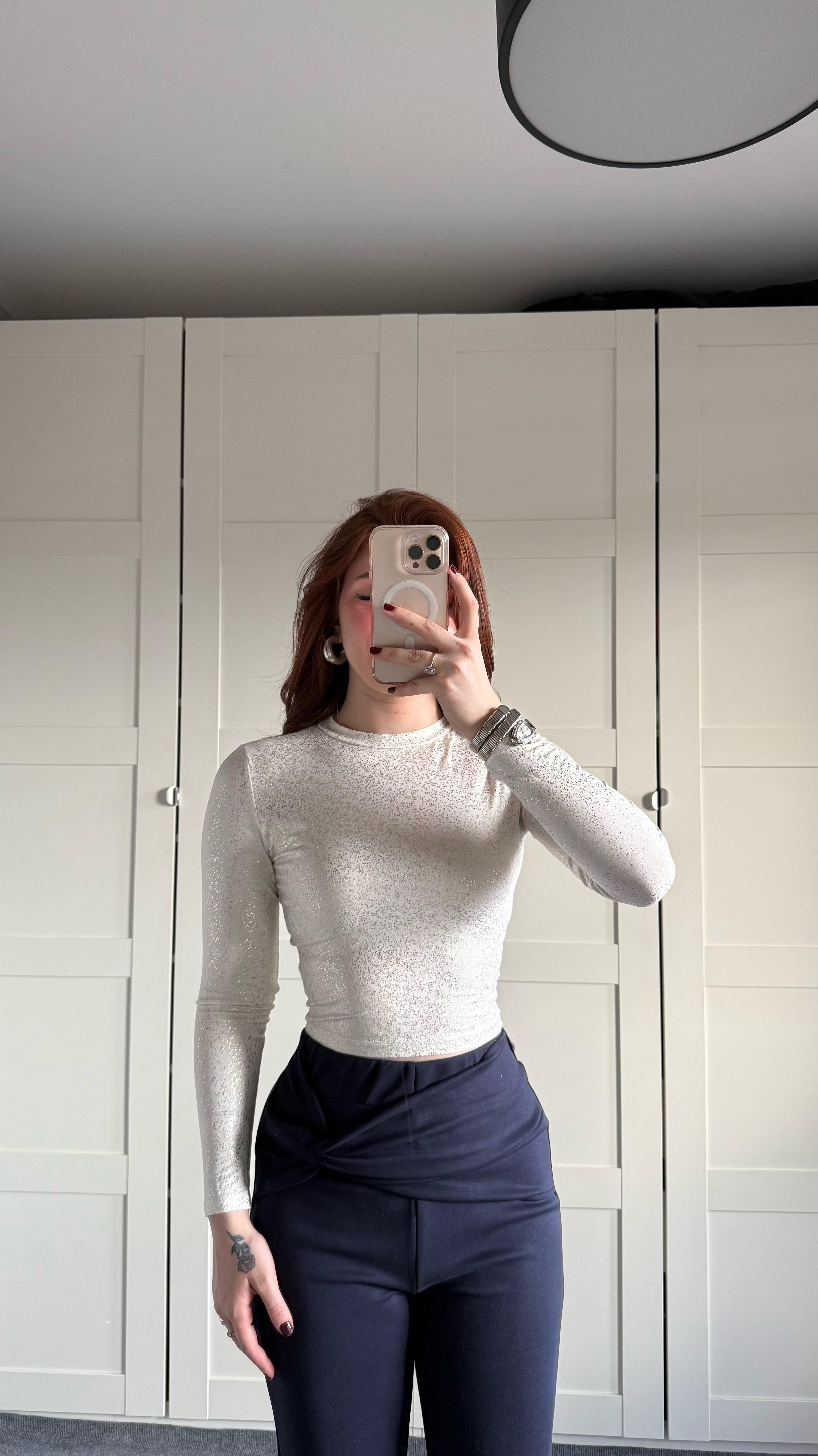 Oysh. Simli Uzun Kol Body Beyaz