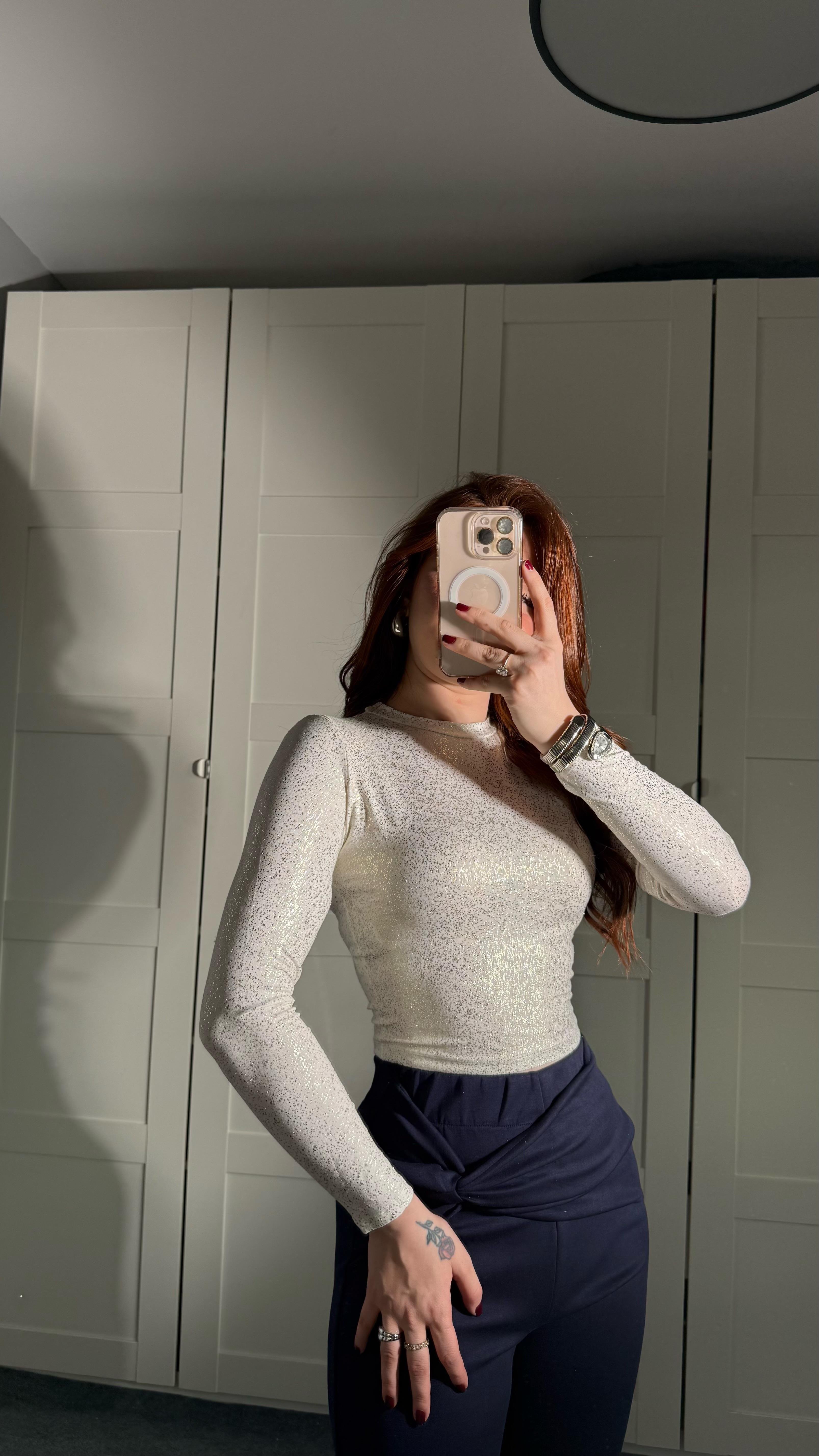 Oysh. Simli Uzun Kol Body Beyaz