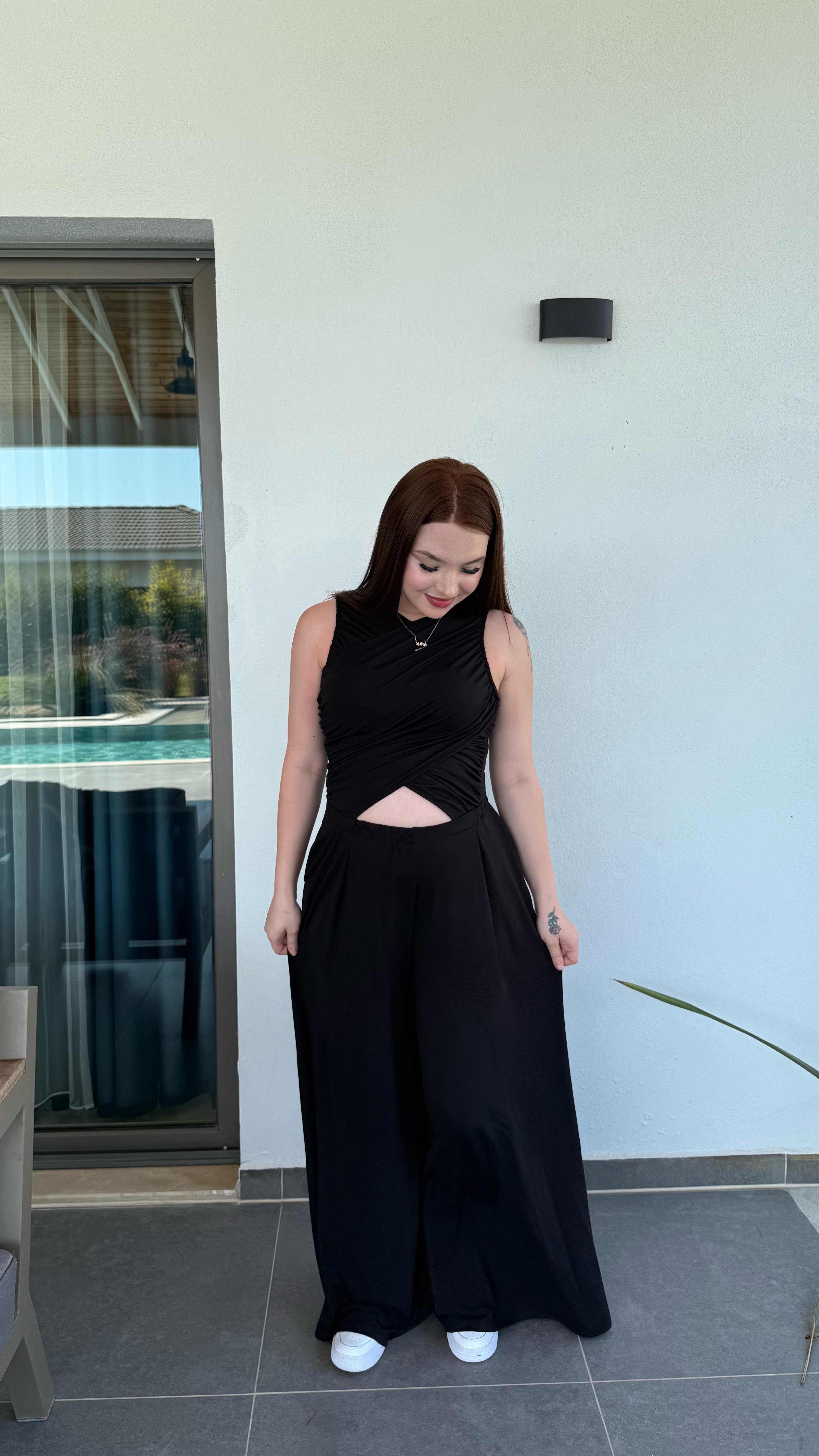 Oysh. Bel Detay Bol Tulum Siyah