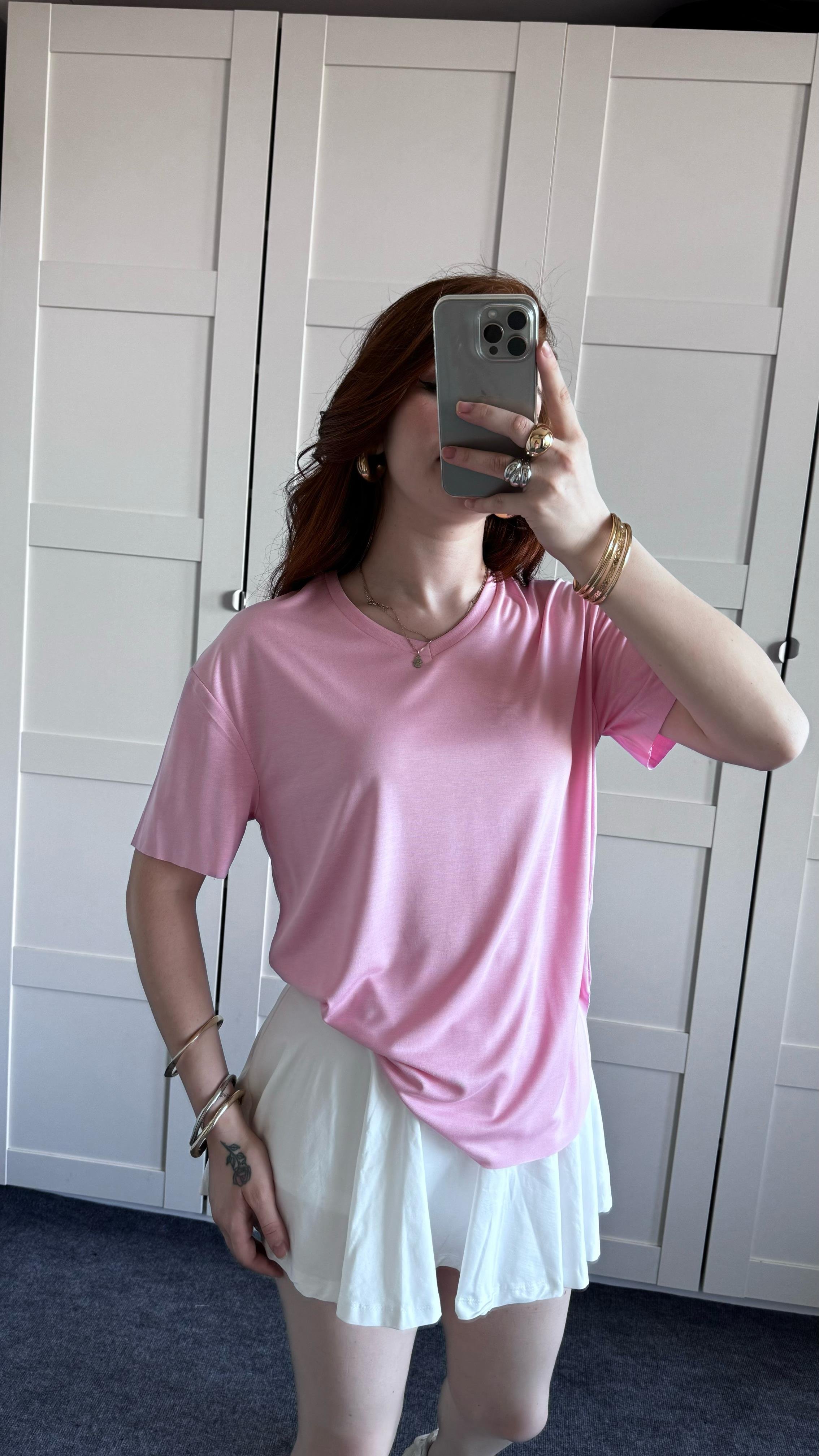 Oysh Pembe V Yaka Tişört 