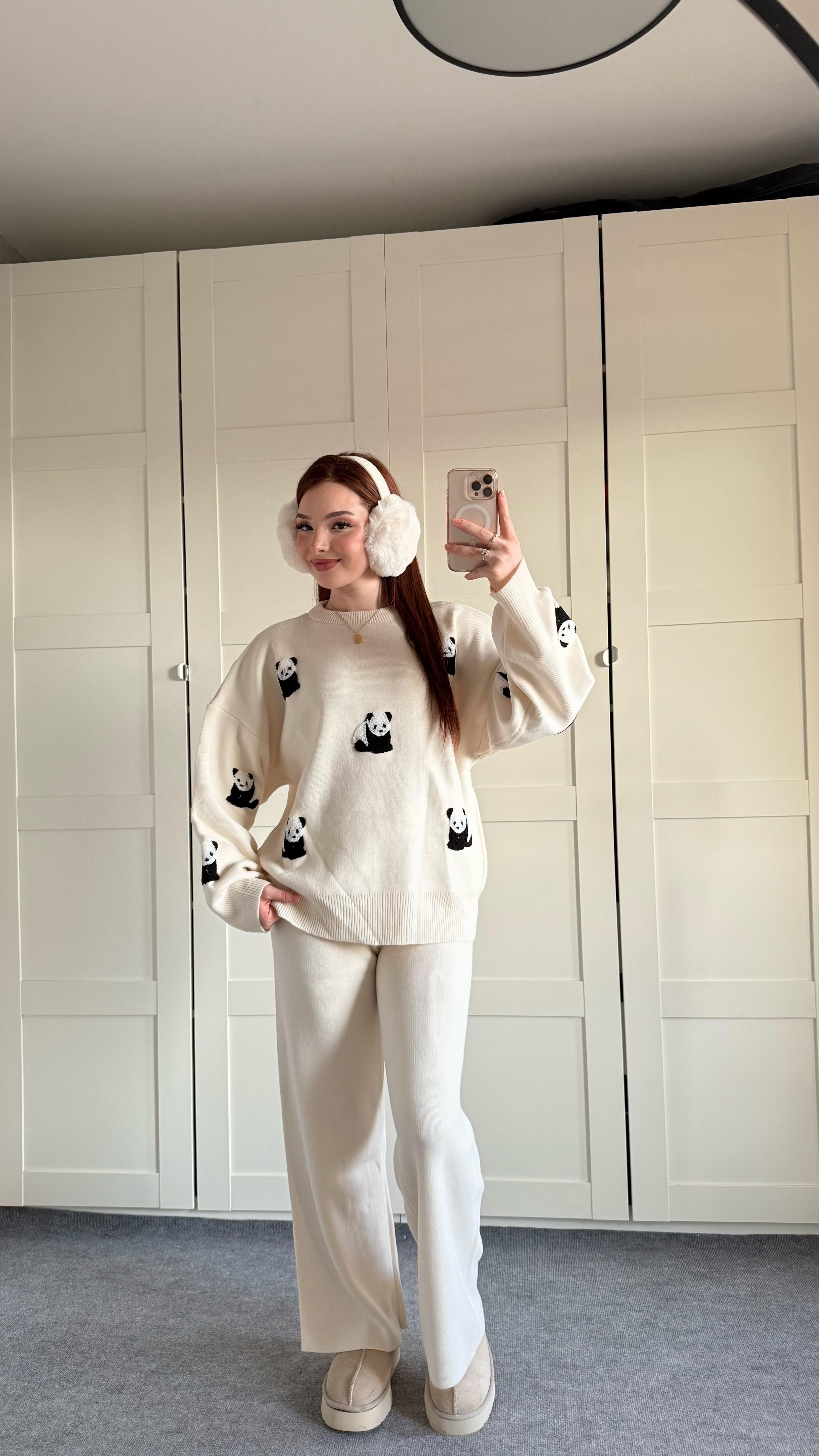 Panda Ekru Triko Takım 
