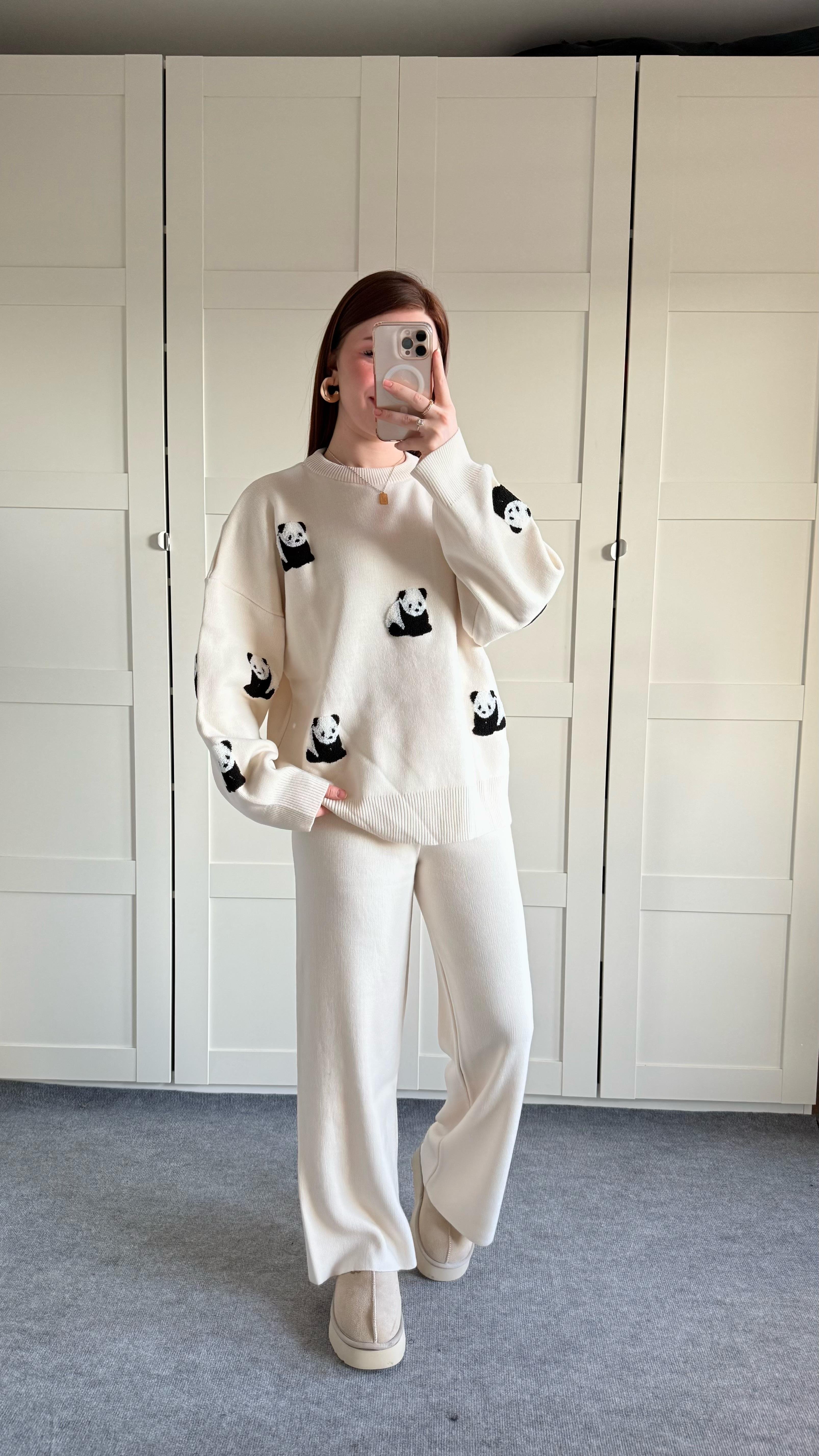 Panda Ekru Triko Takım 