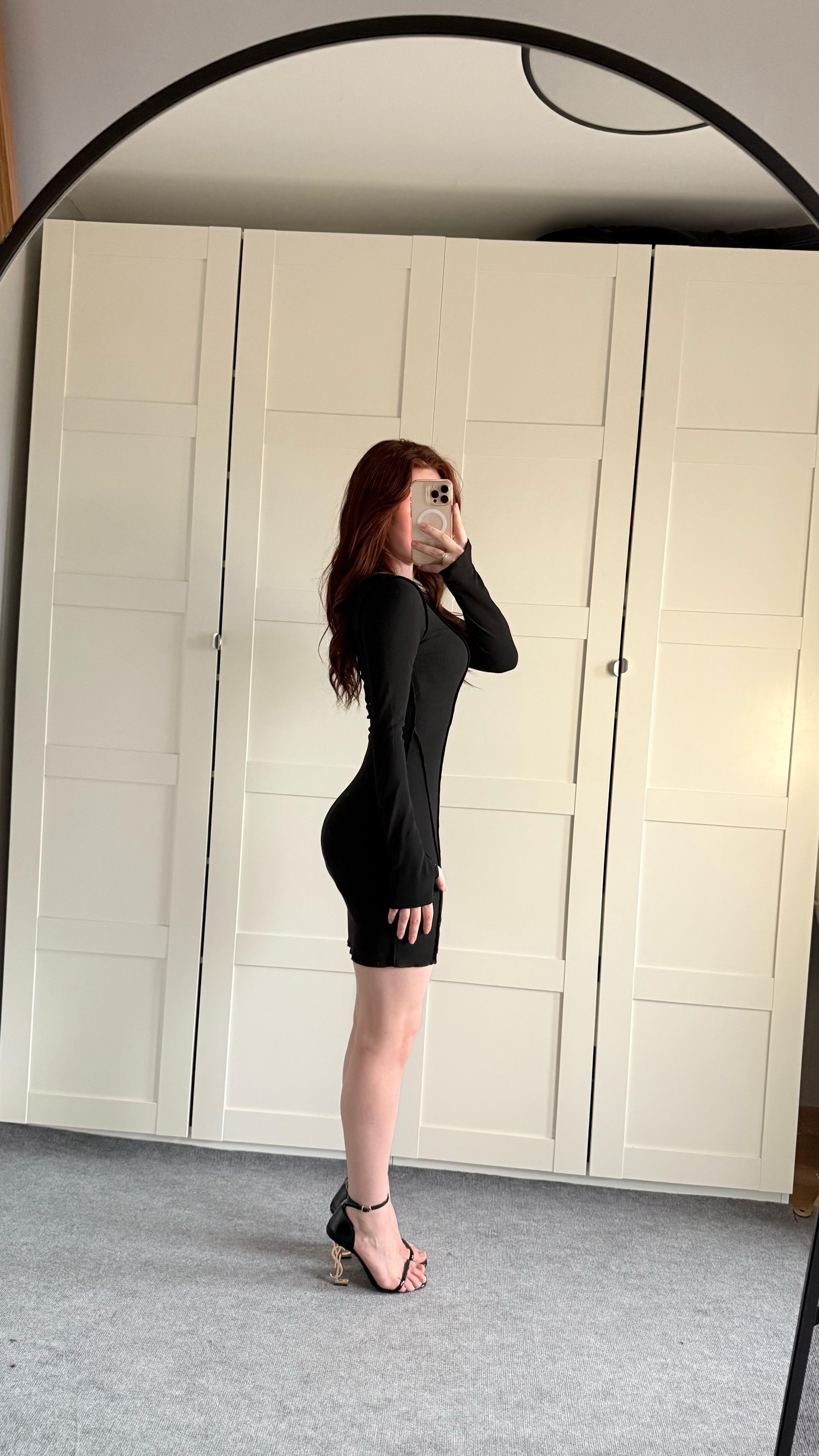 Parmak geçirmeli Fitilli Mini Elbise Siyah