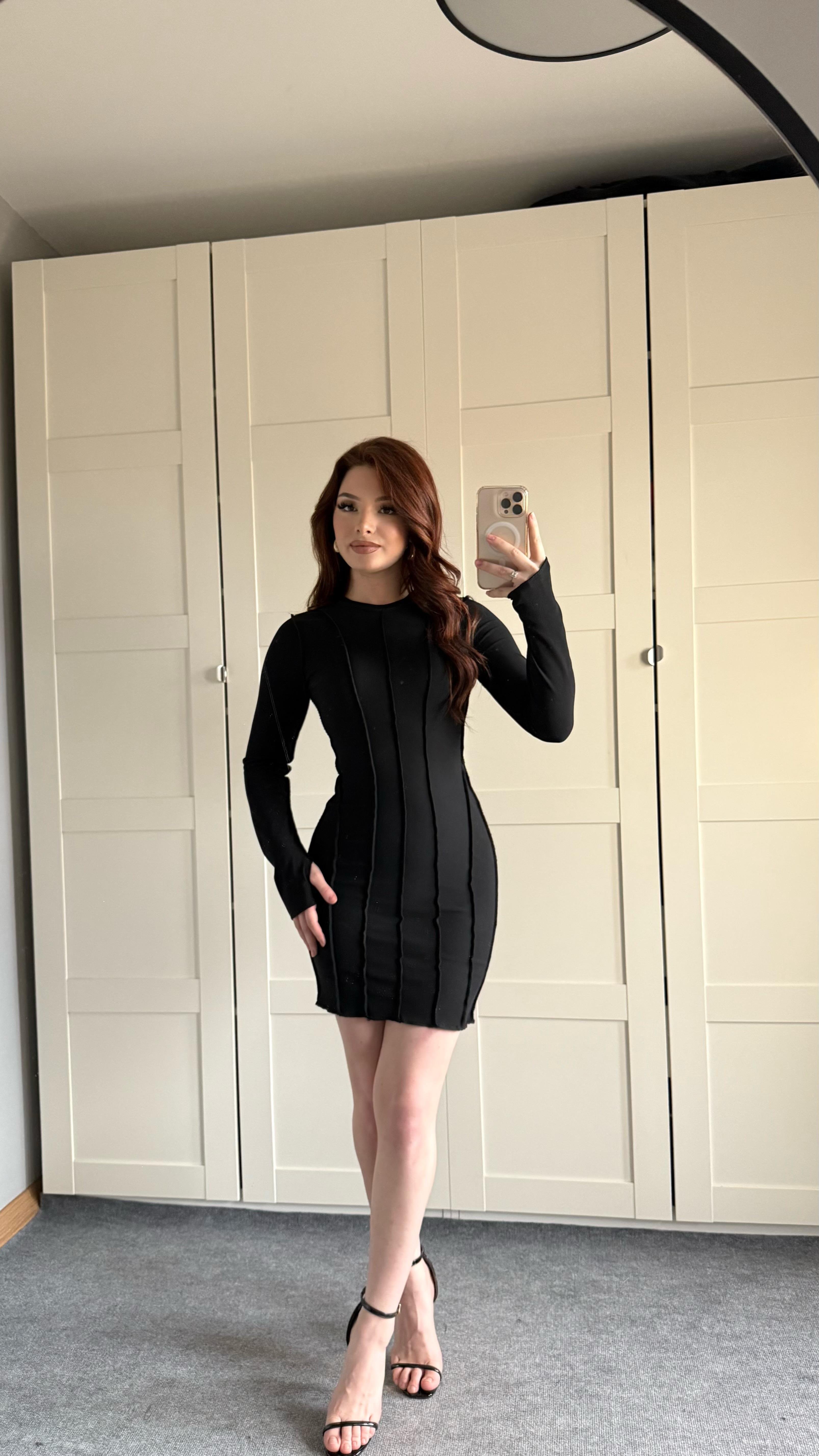 Parmak geçirmeli Fitilli Mini Elbise Siyah