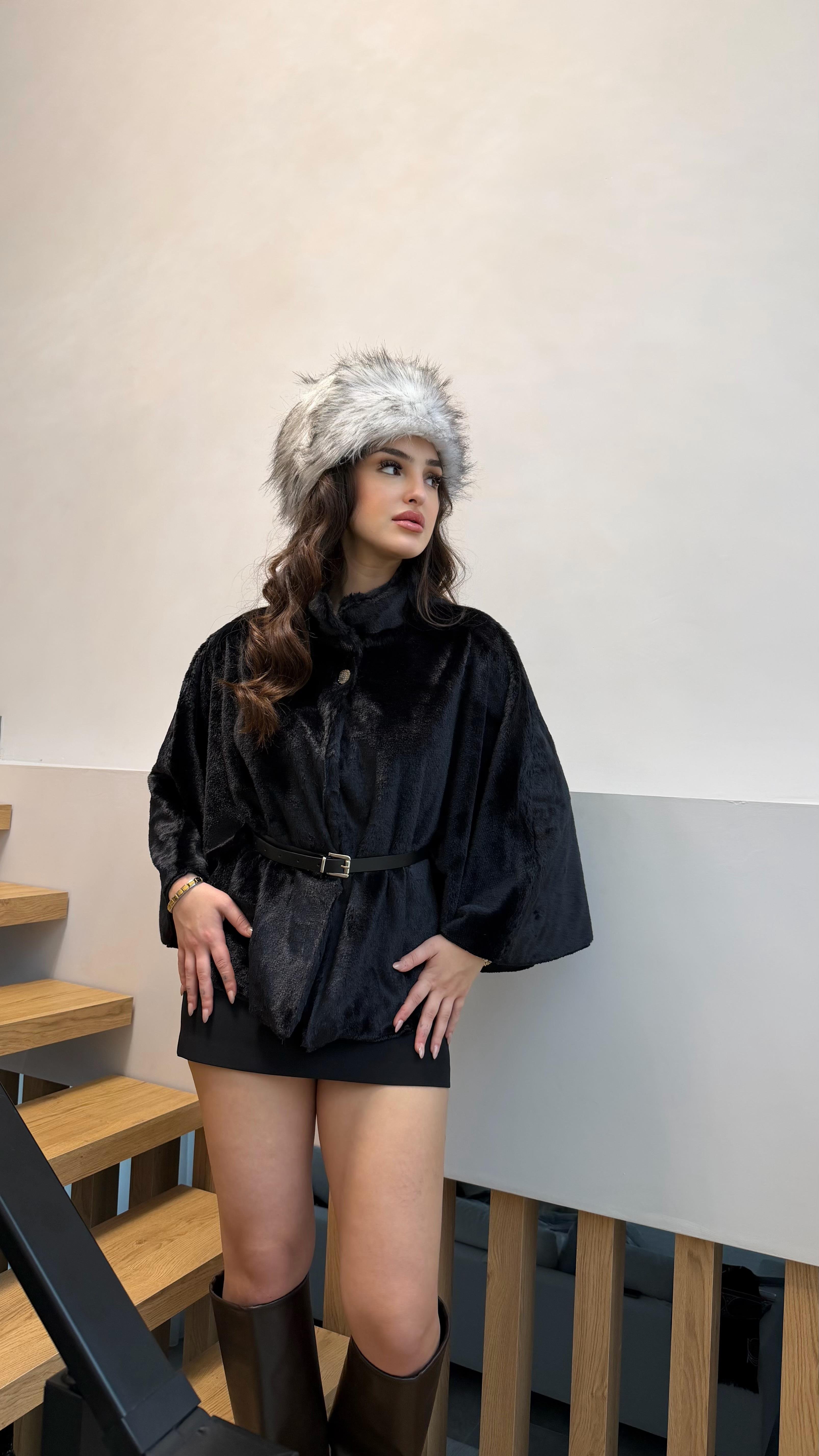 Peluş Kemerli Panço Siyah