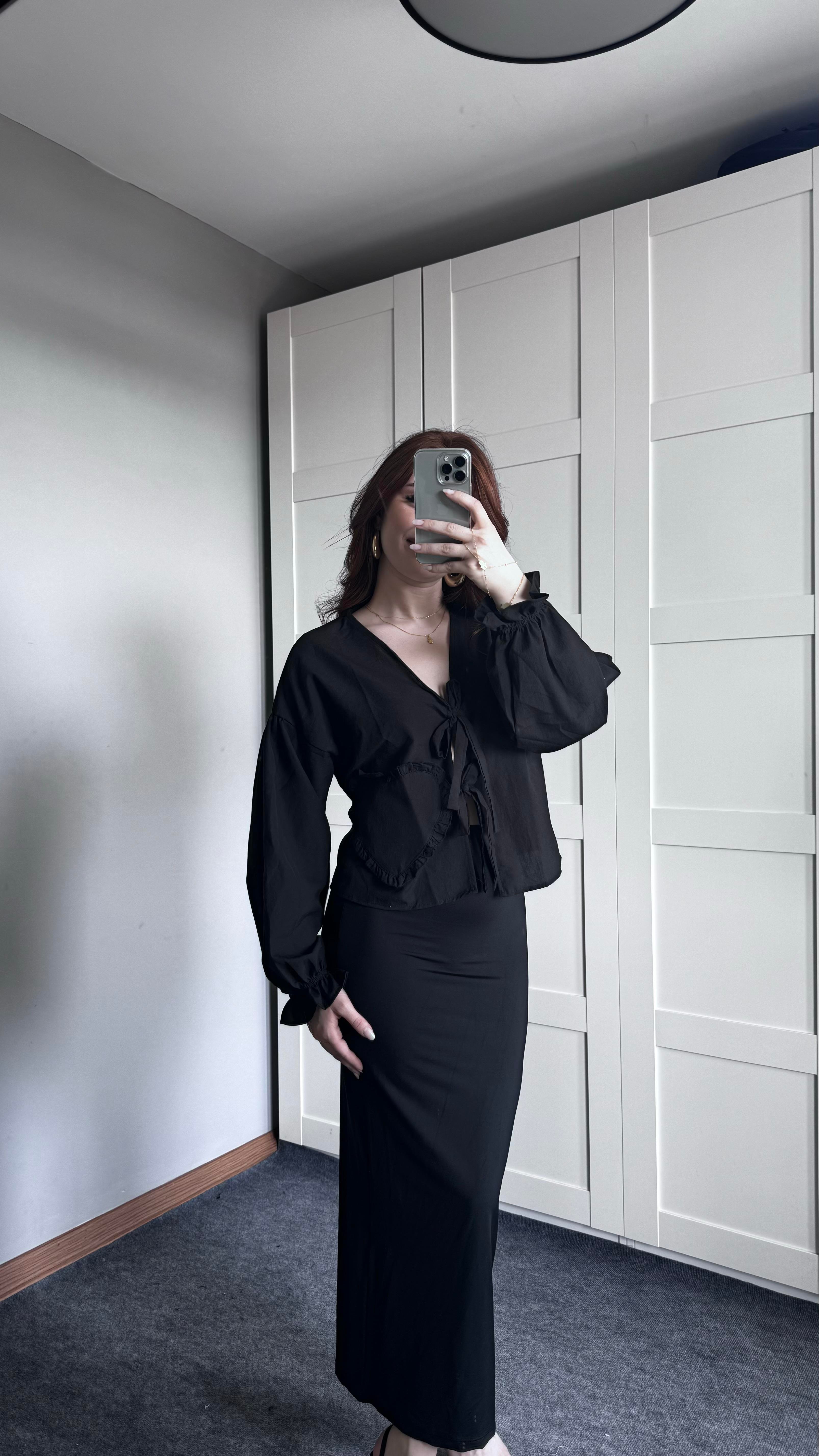 Pinterest Kalp Detay Gömlek Siyah