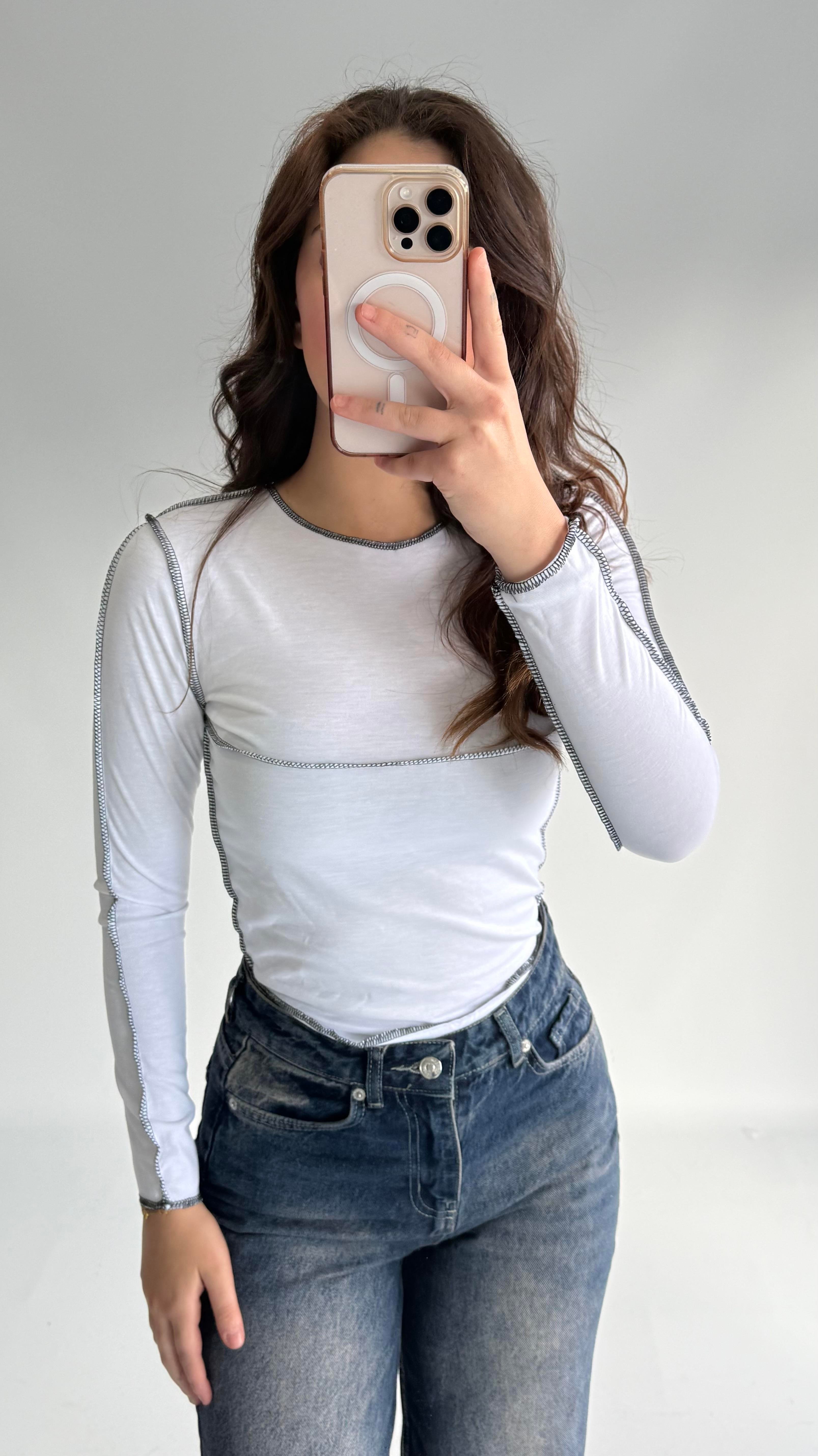 Pis Dikişli Crop Beyaz