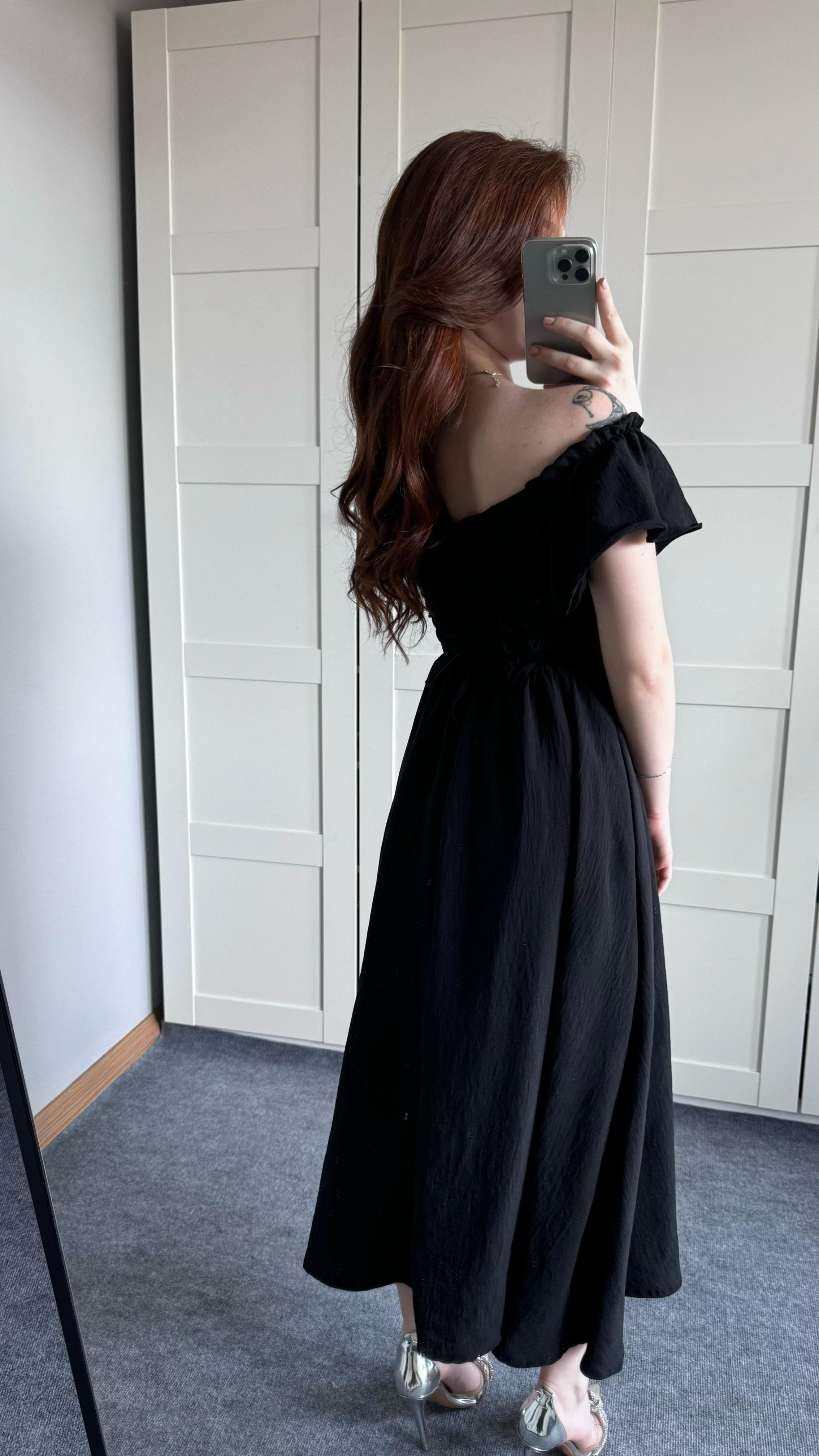 Poplin Fırfırlı Siyah Elbise