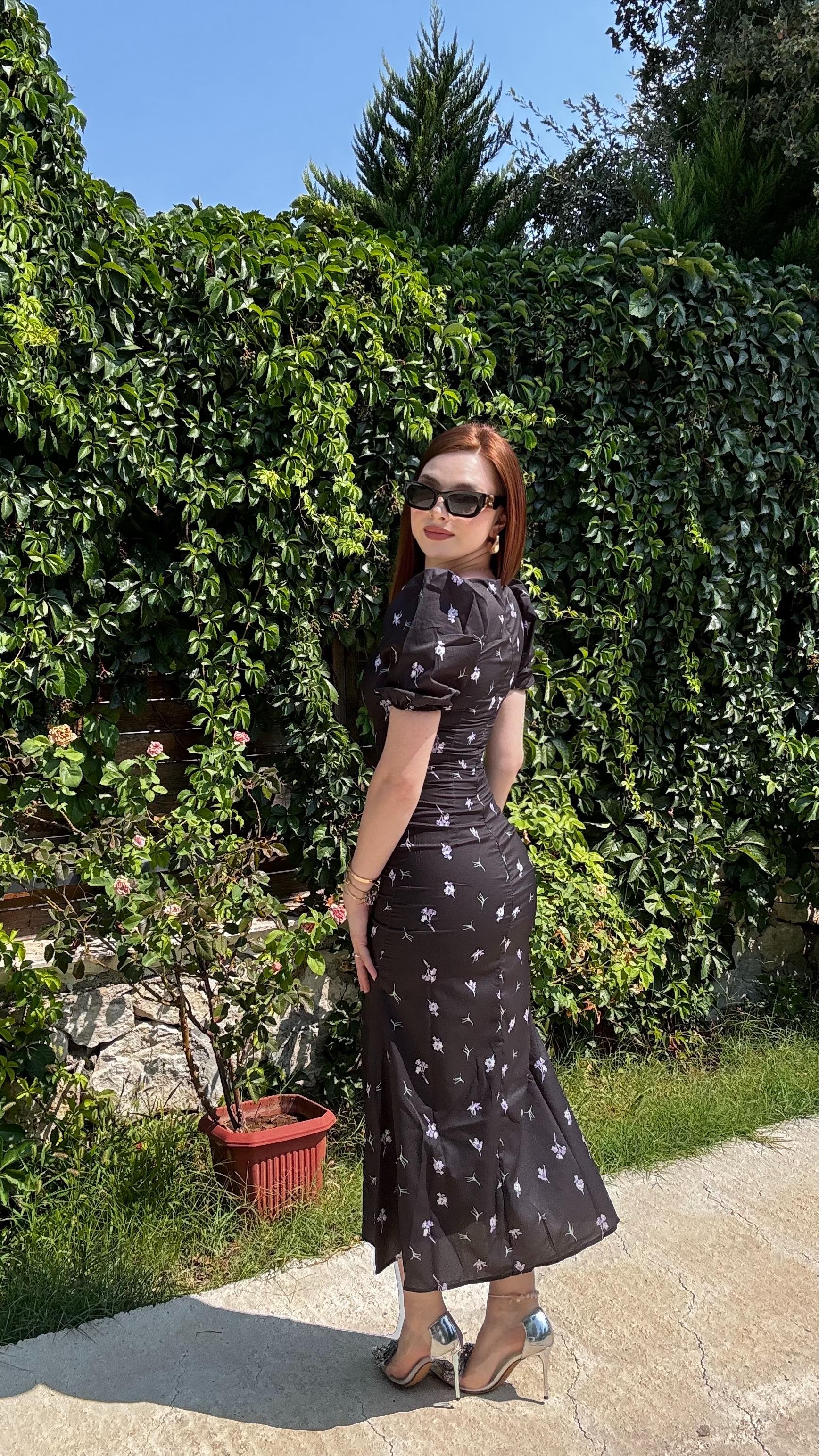 Prenses Kol Siyah Çiçekli Kalem Elbise