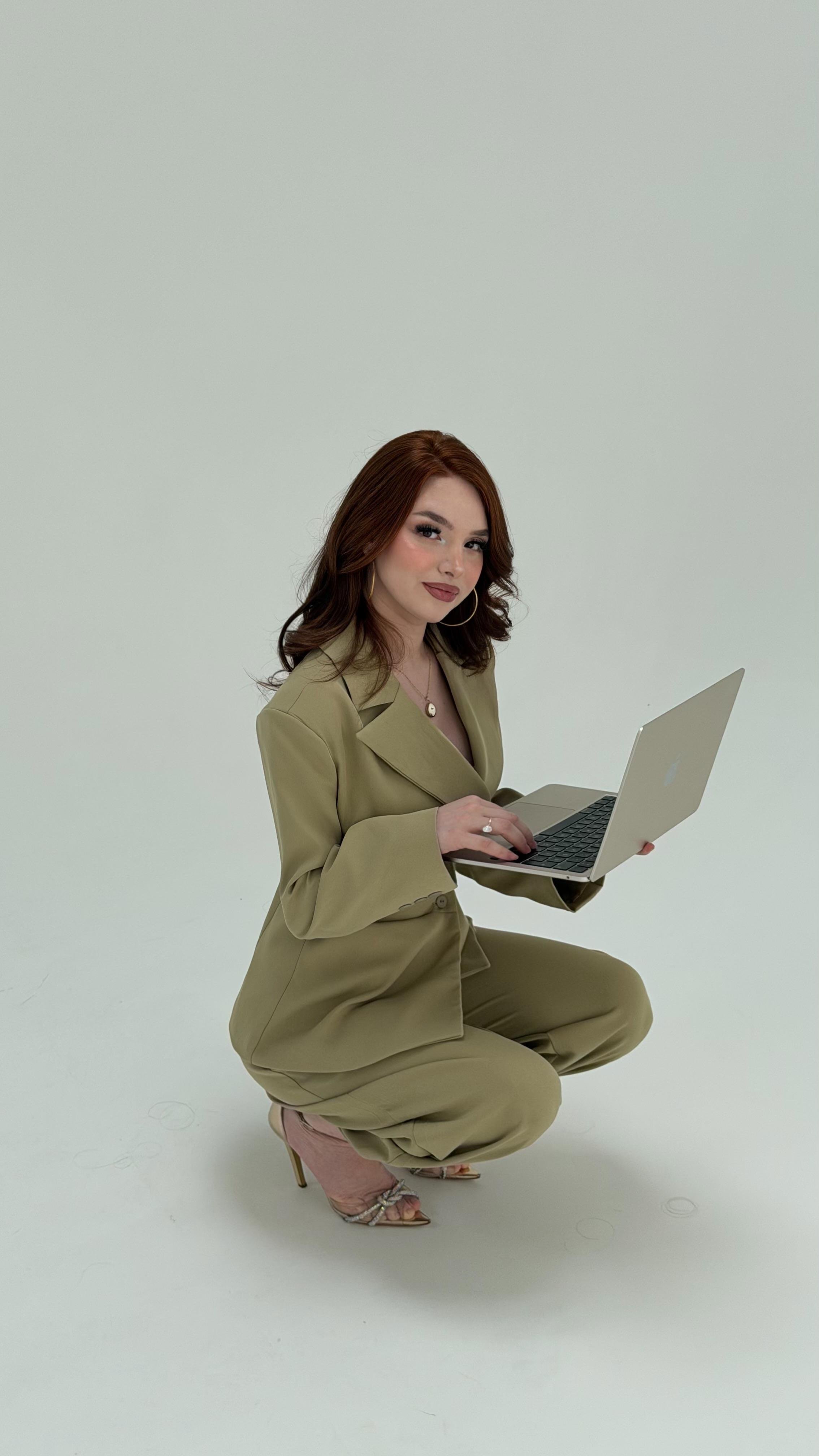 Prestij İkon Takım Olive