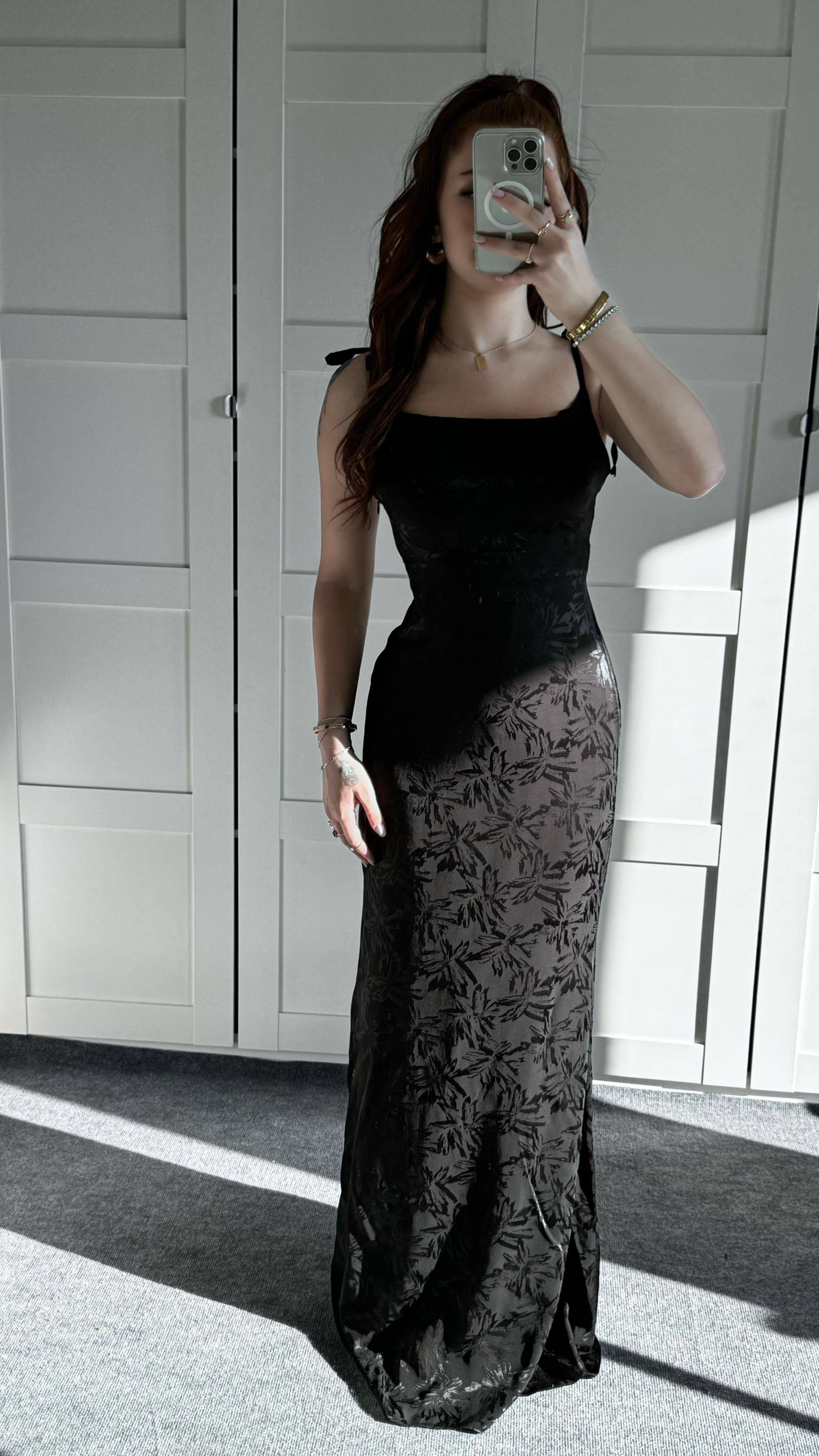 Rachel Bordo Saten Elbise