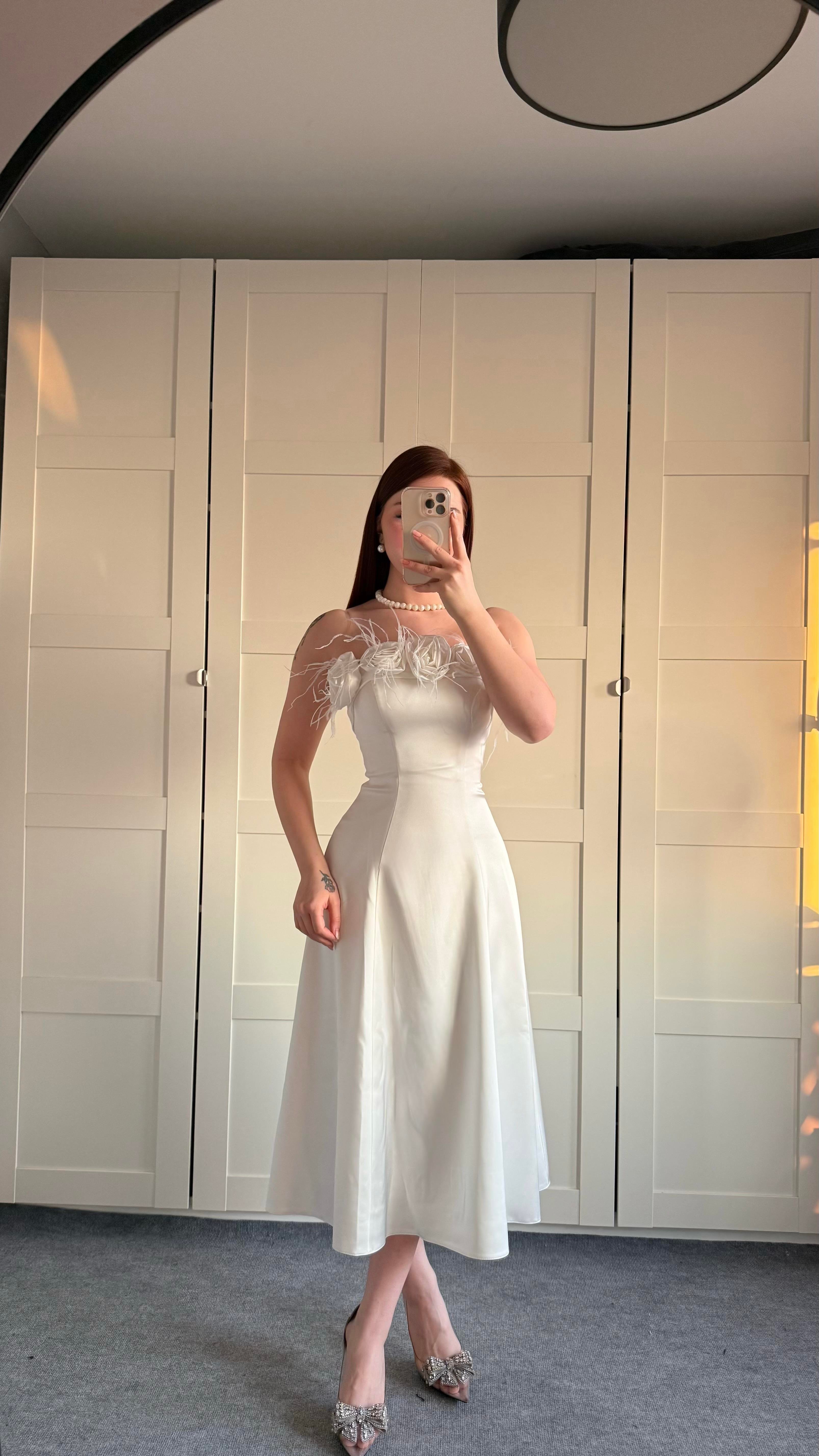 Rose Otrişli Midi Abiye Beyaz