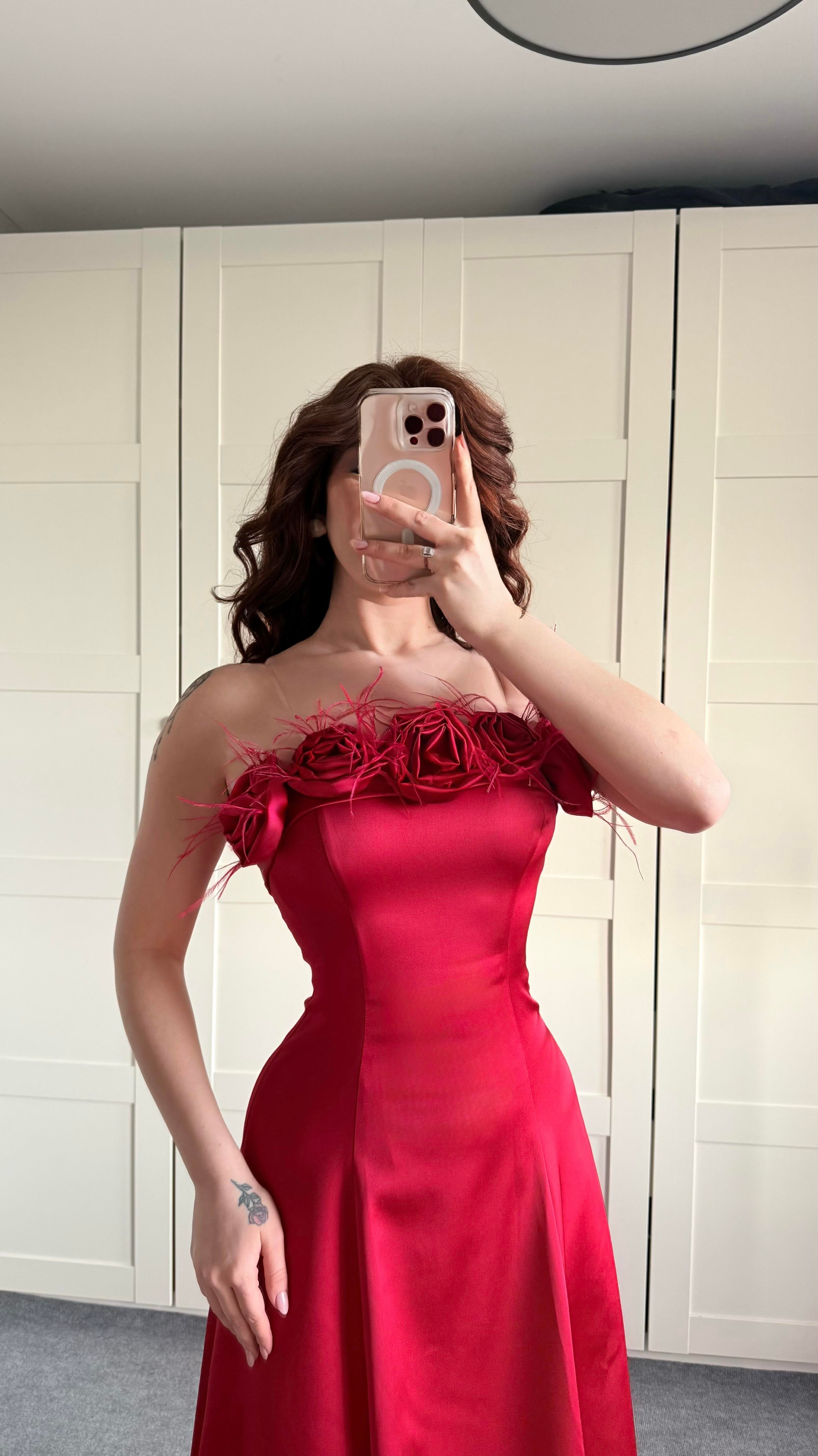 Rose Otrişli Midi Abiye Kırmızı