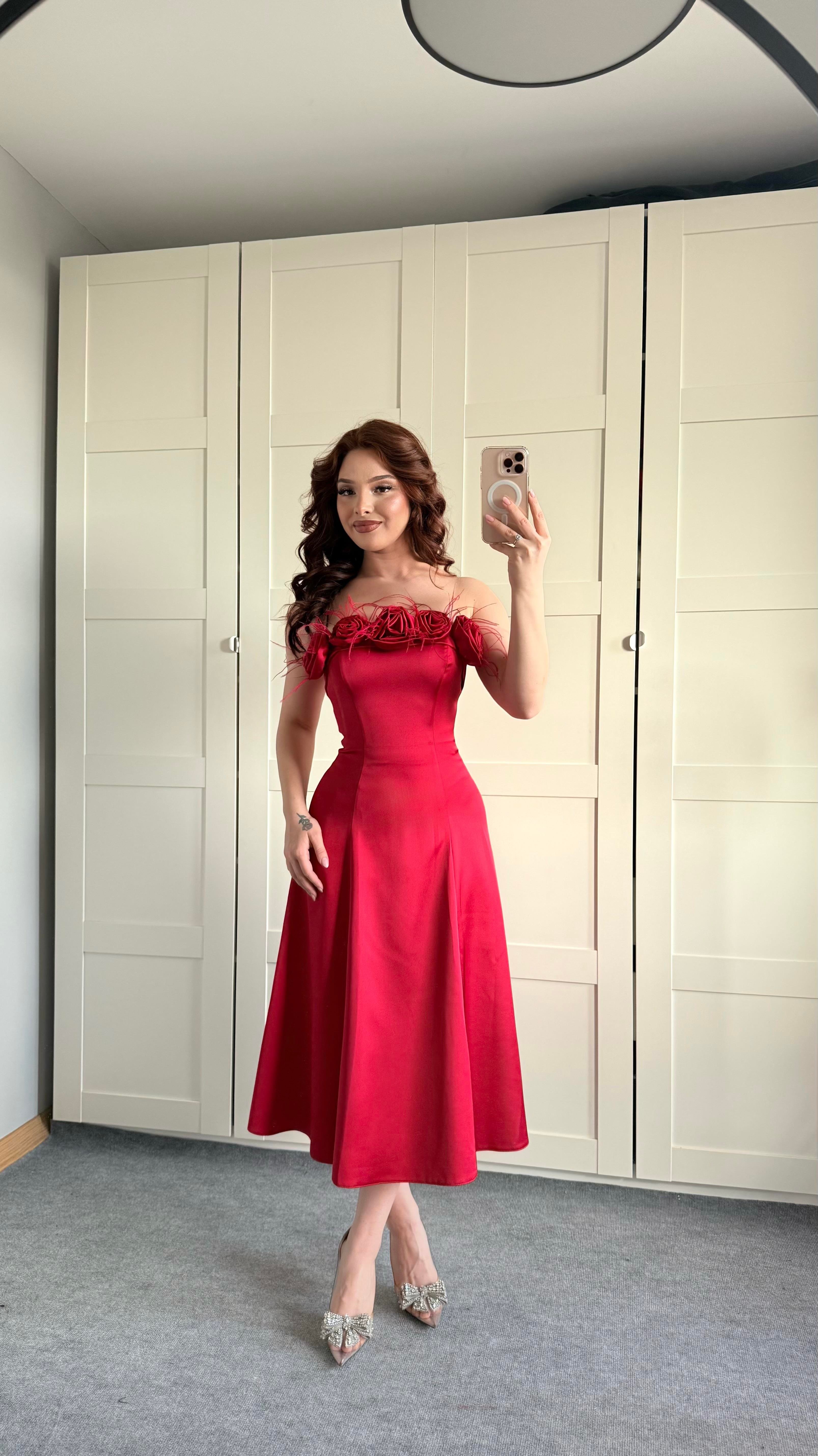 Rose Otrişli Midi Abiye Kırmızı